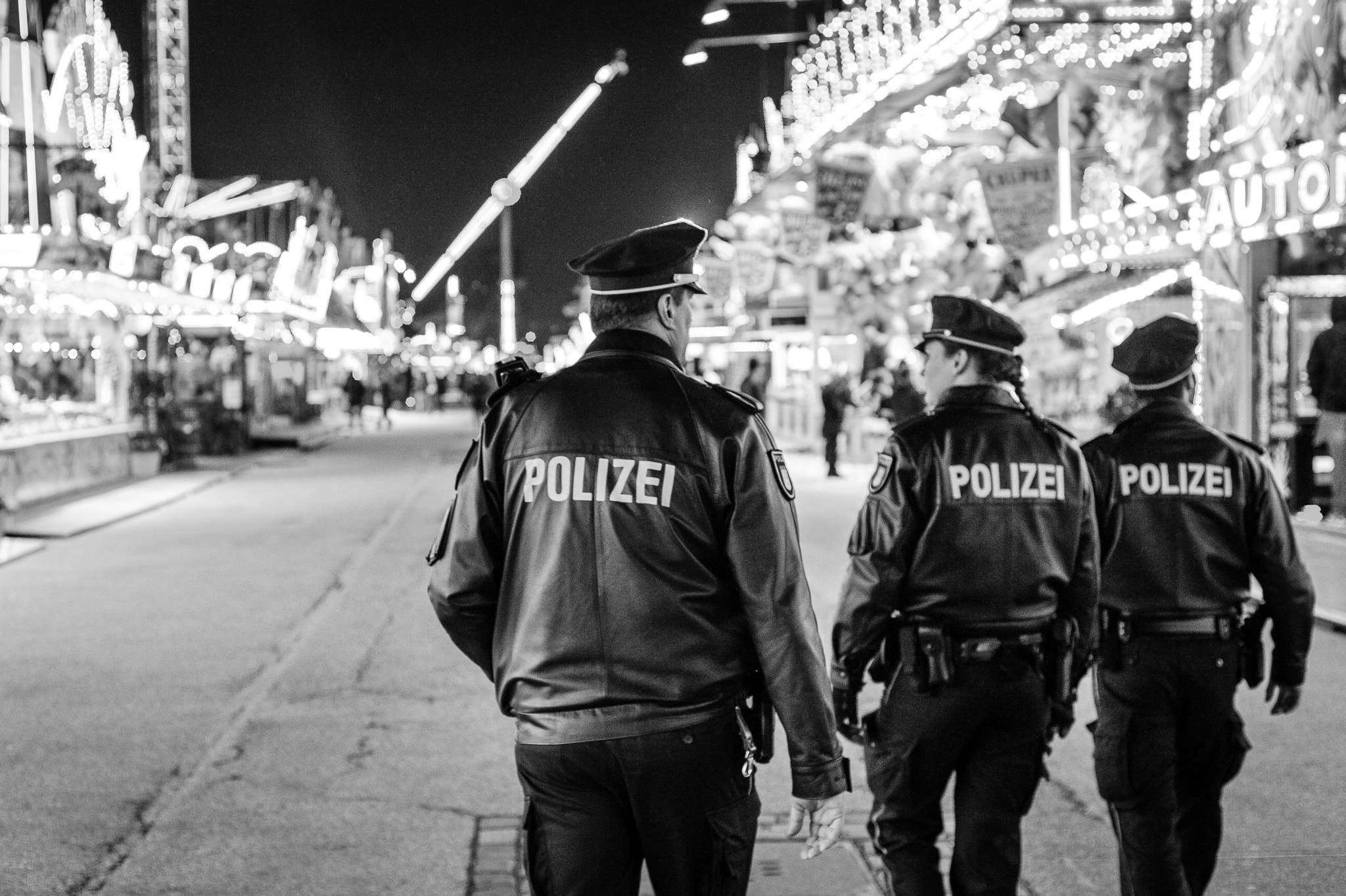 Nikon D700 + Nikon AF Nikkor 50mm F1.8D sample photo. Polizei photography