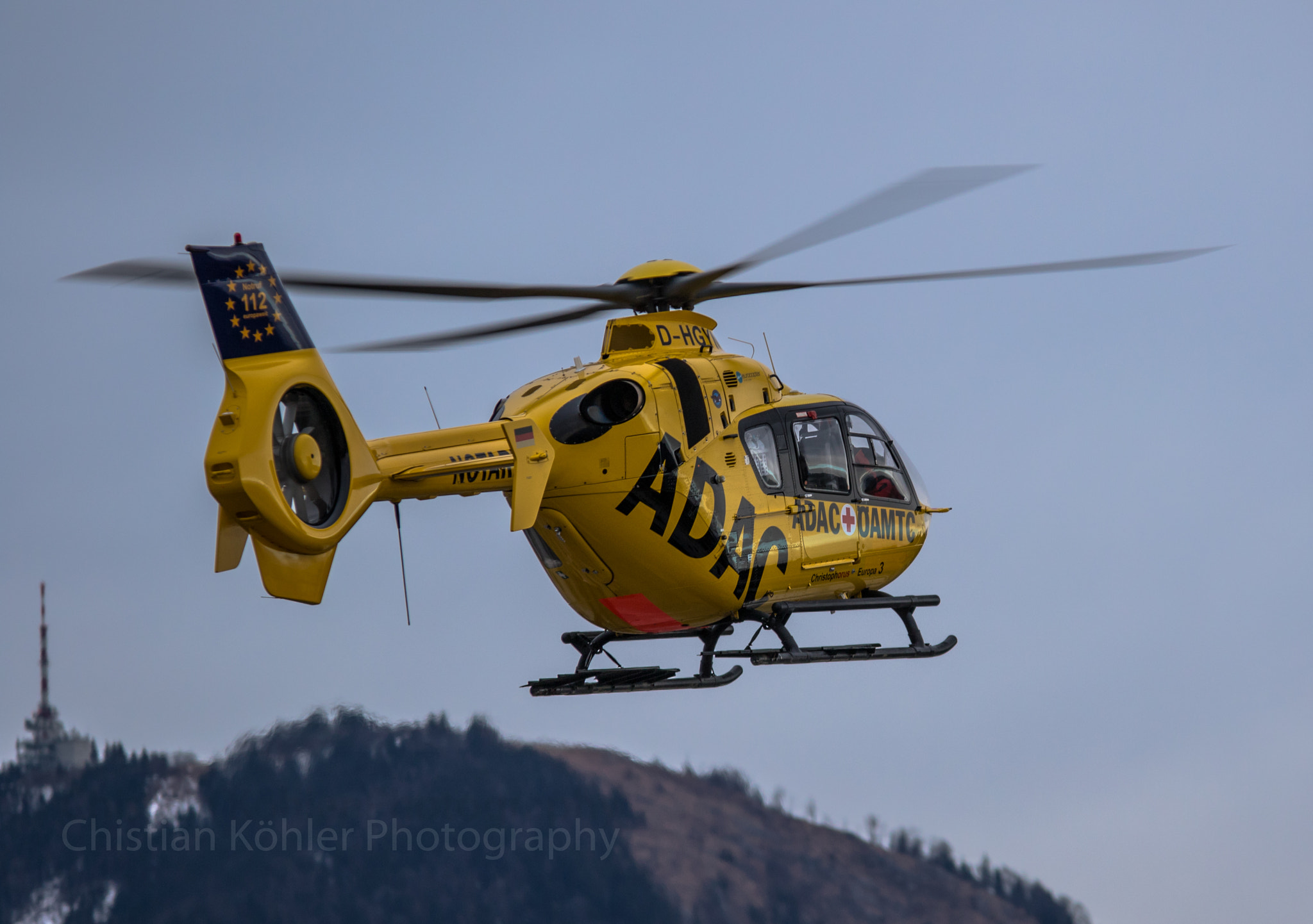 Sigma 70-200mm F2.8 EX DG OS HSM sample photo. German rescue helicpoter/ d-hgyn at salzburg photography