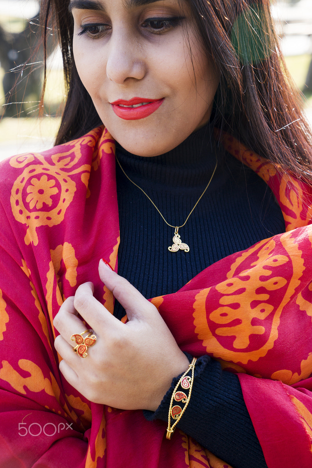 Sony a7 sample photo. Beautiful girl with turkish headscarves and gold antique vintage jewellery photography