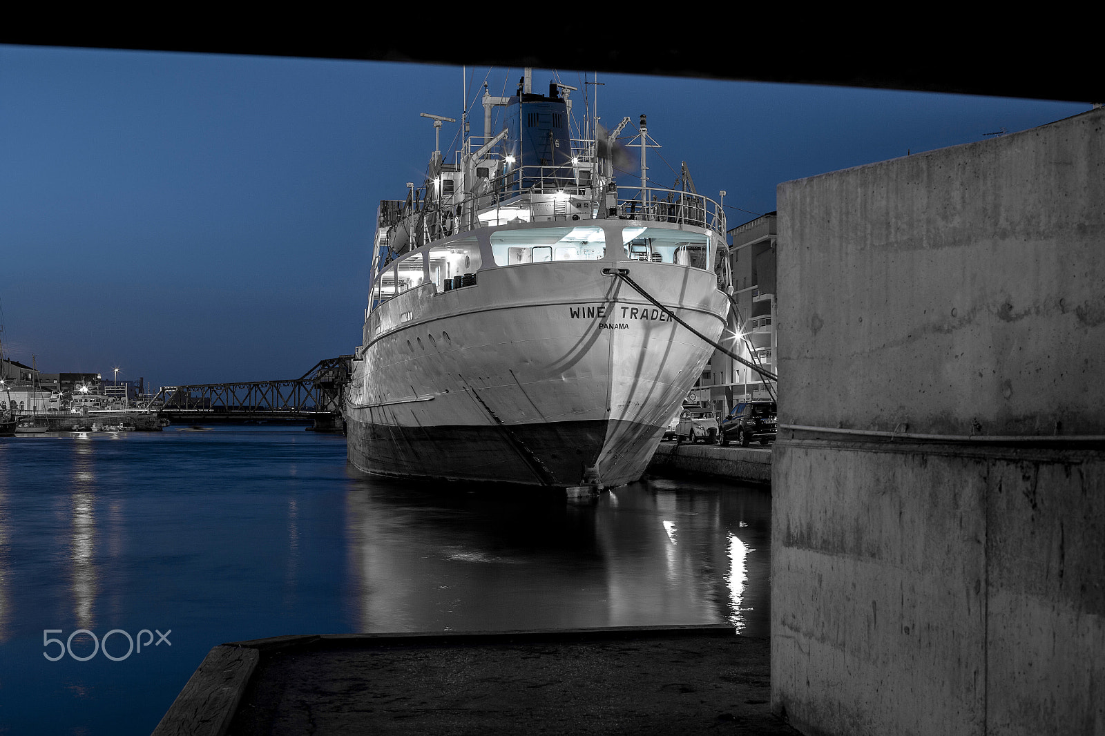 Canon EOS-1Ds Mark II sample photo. Sète cargo photography