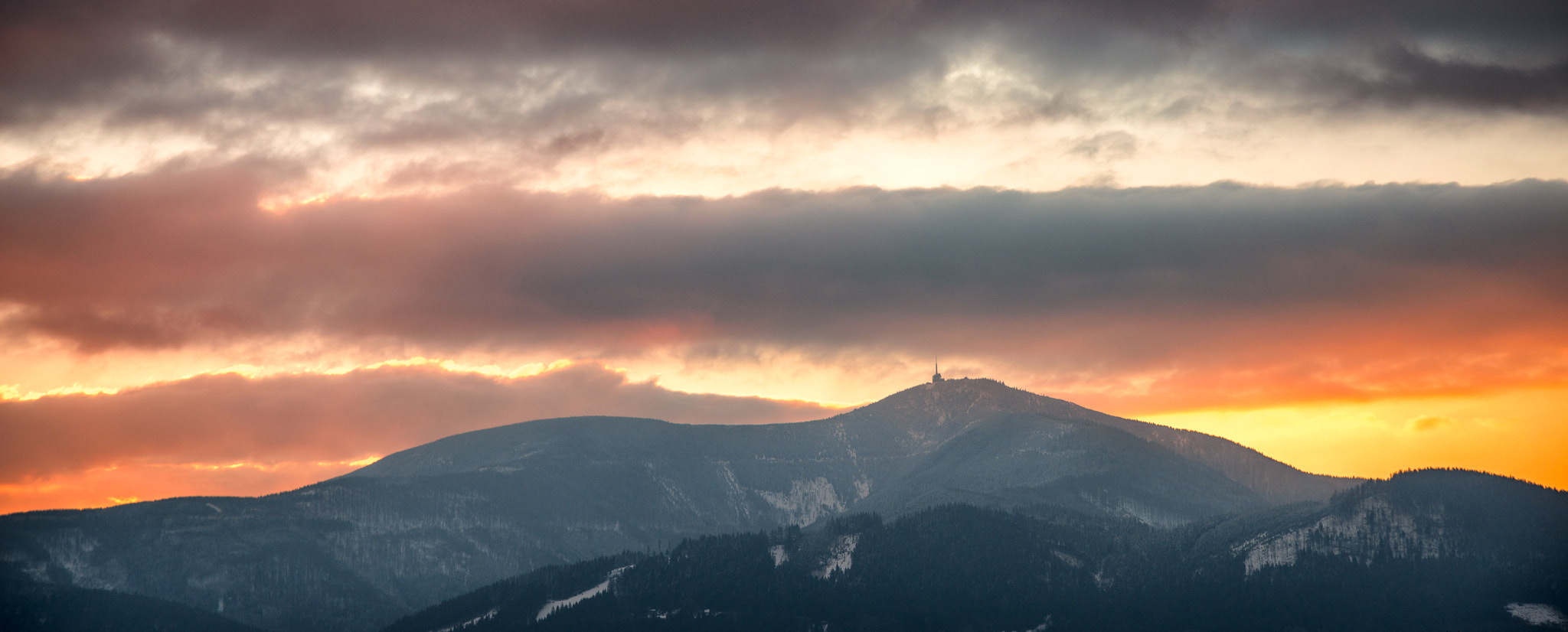Nikon D800 sample photo. Sunrise at lysa hora photography
