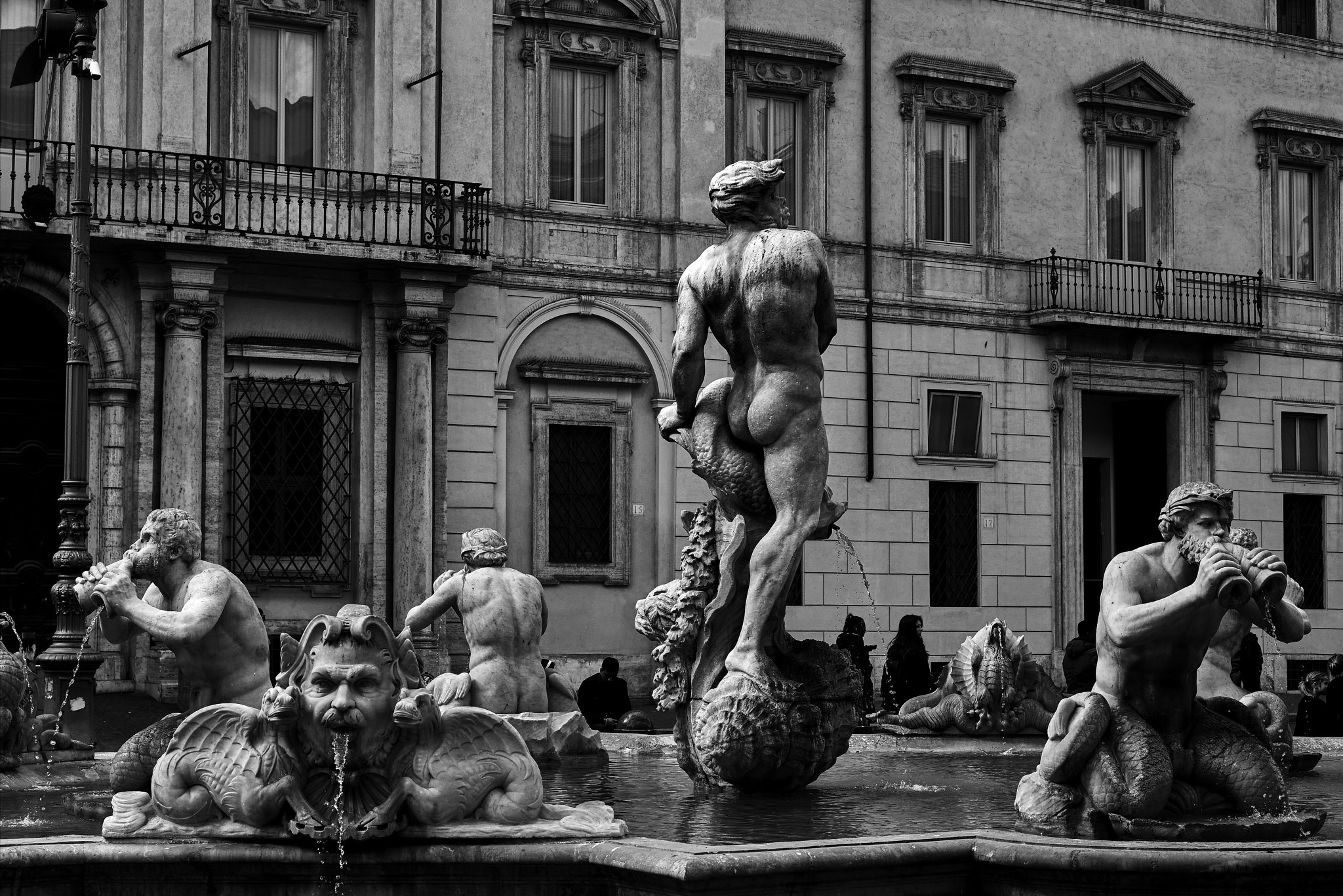 Sony a7R + Sony Sonnar T* FE 55mm F1.8 ZA sample photo. Roma piazza navona photography