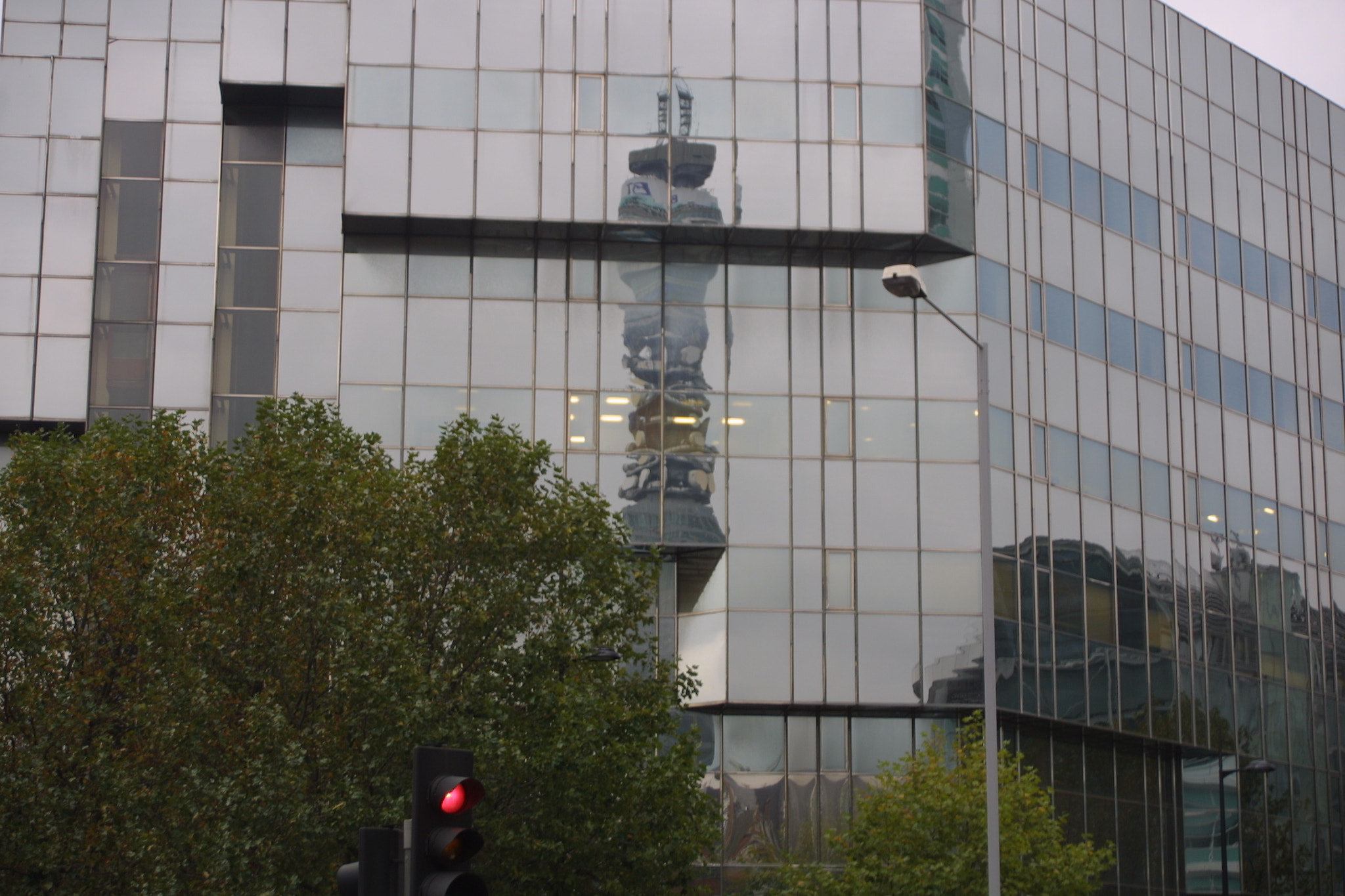 Canon EOS D30 + Sigma 18-50mm f/3.5-5.6 DC sample photo. Post office tower photography