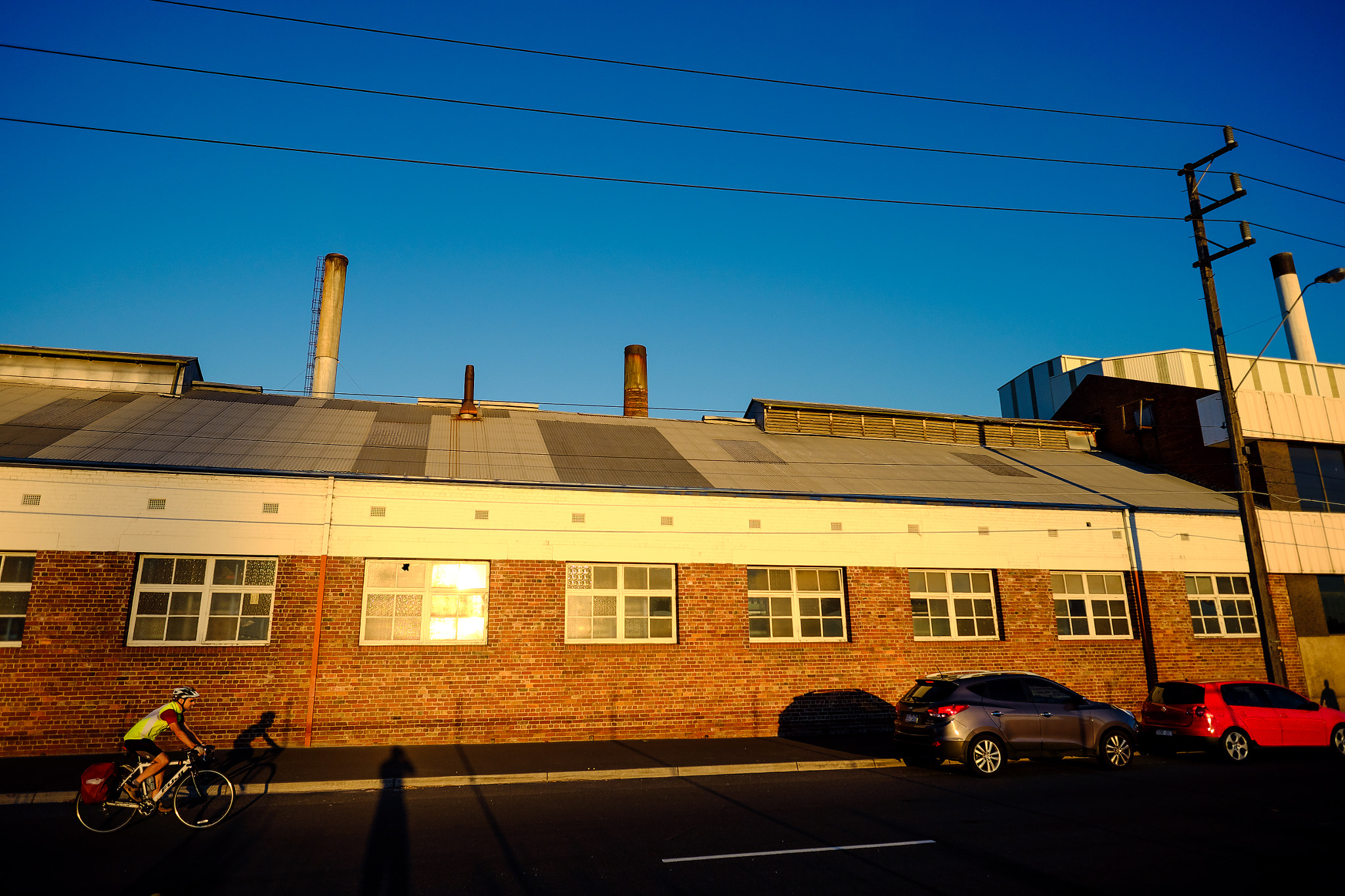 Fujifilm X-T1 + Fujifilm XF 14mm F2.8 R sample photo. Early ride photography