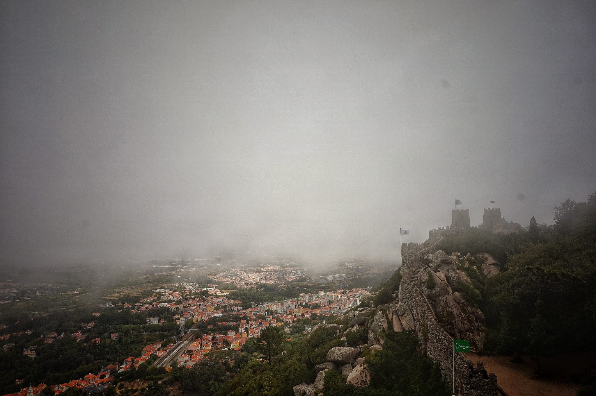 Sony Alpha a5000 (ILCE 5000) + Sony E 18-50mm F4-5.6 sample photo. Portugal - sintra photography