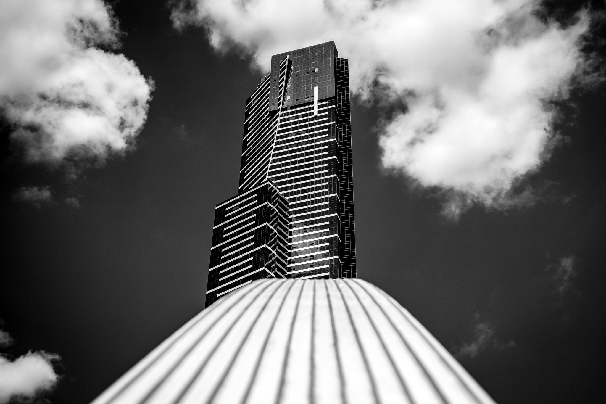 Sony SLT-A99V sample photo. Converging lines photography