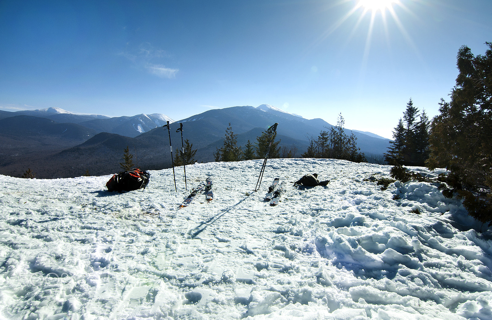 Nikon D5000 sample photo. Winter ski hike photography