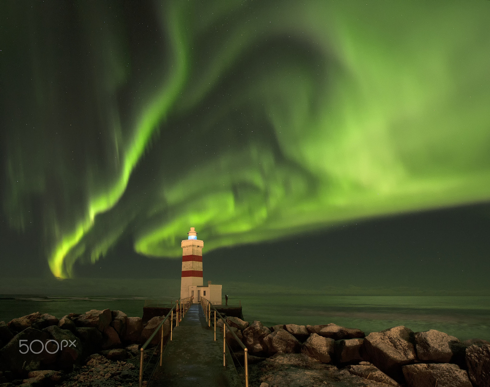 Nikon AF-S Nikkor 14-24mm F2.8G ED sample photo. Garður lighthouse under the aurora borealis. photography