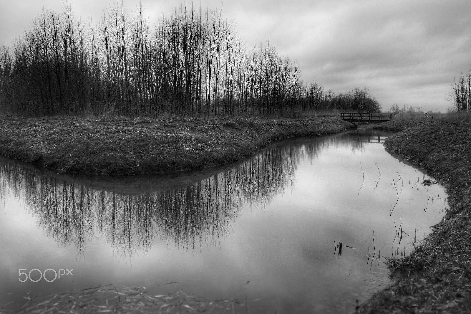 Samsung NX mini sample photo. Februari photography