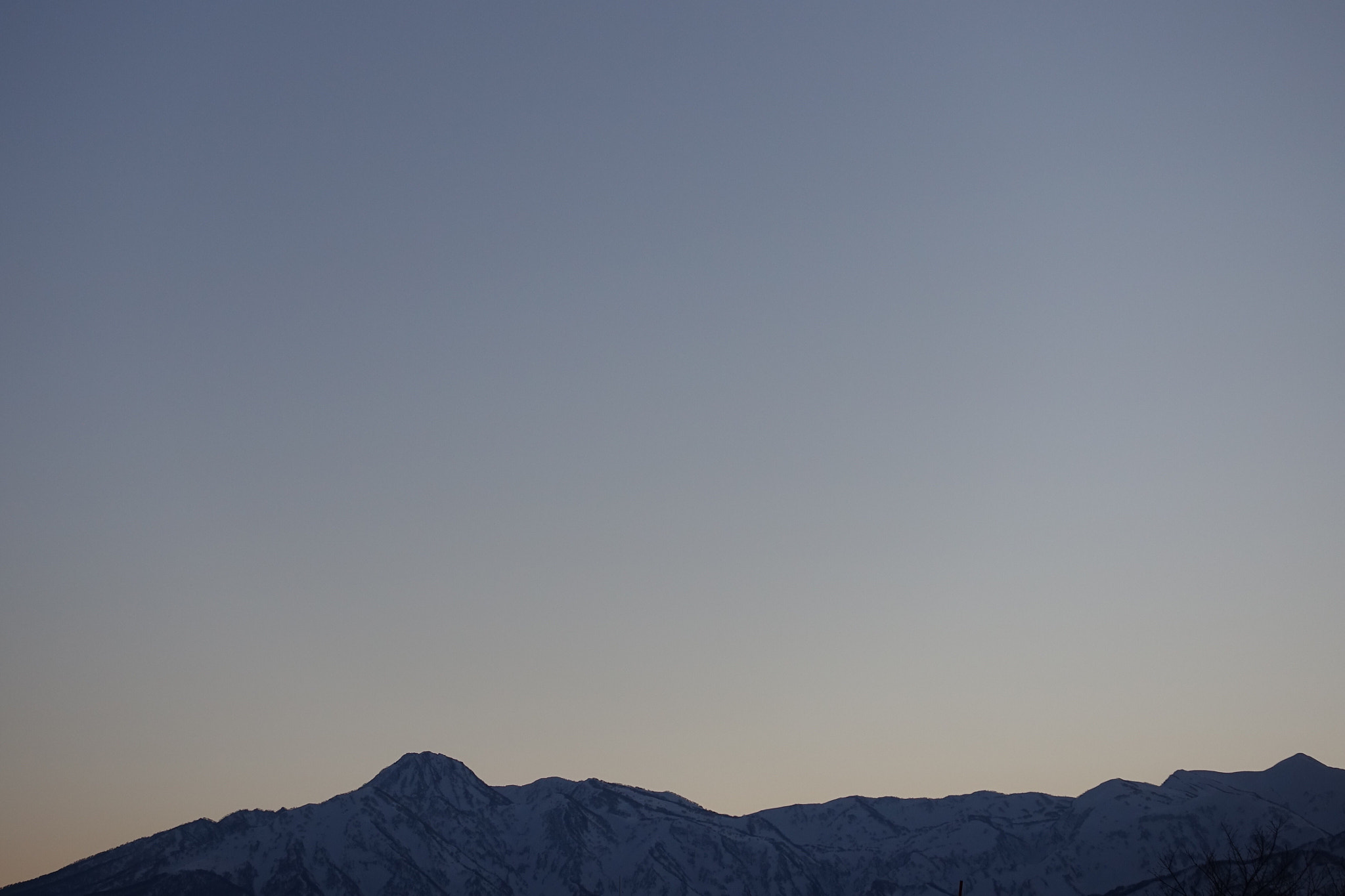 Sony Cyber-shot DSC-RX100 IV + Sony 24-70mm F1.8-2.8 sample photo. 夕焼け photography