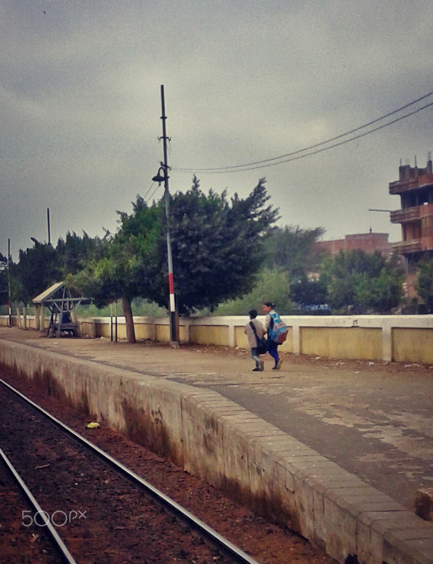 Samsung Galaxy Core sample photo. Street life photography