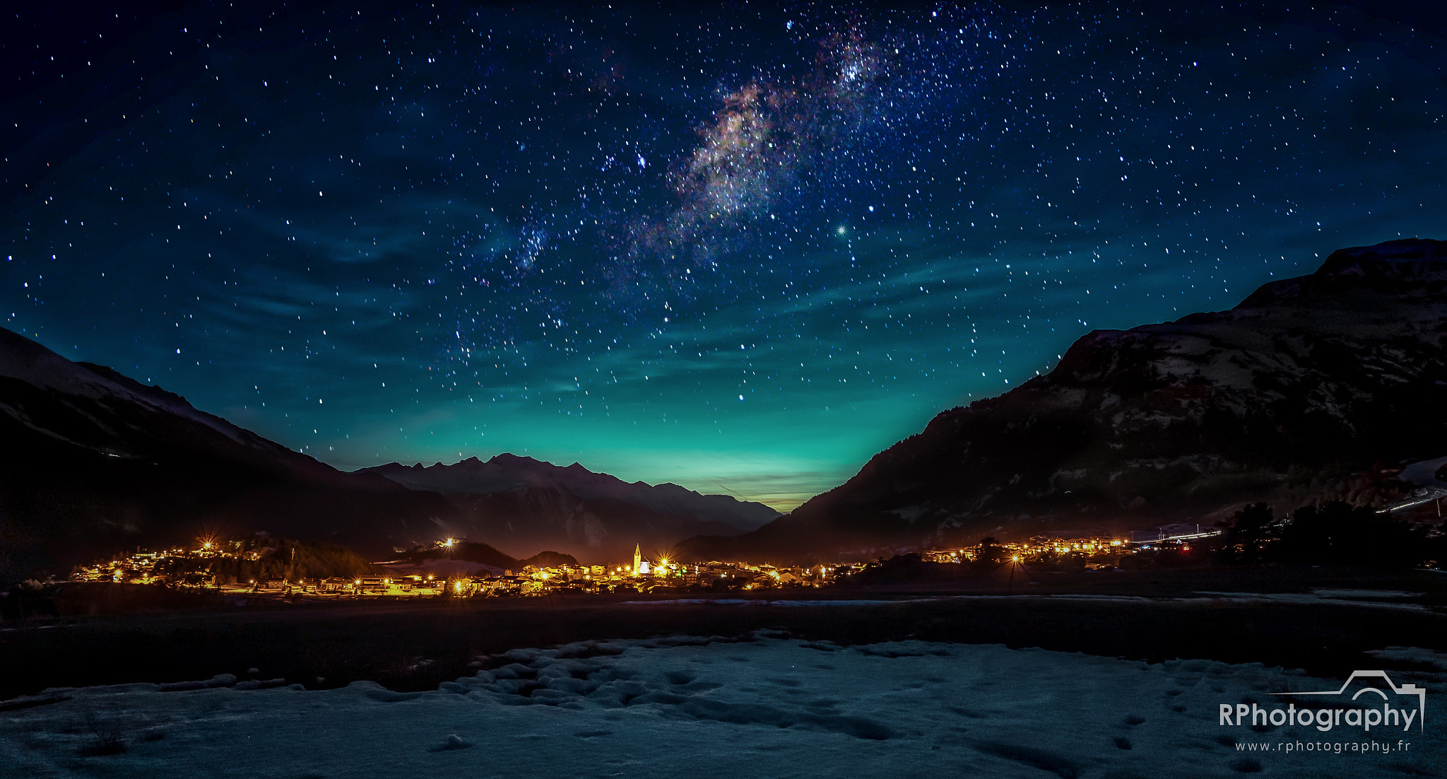 Canon EF 17-40mm F4L USM sample photo. Aussois night view photography