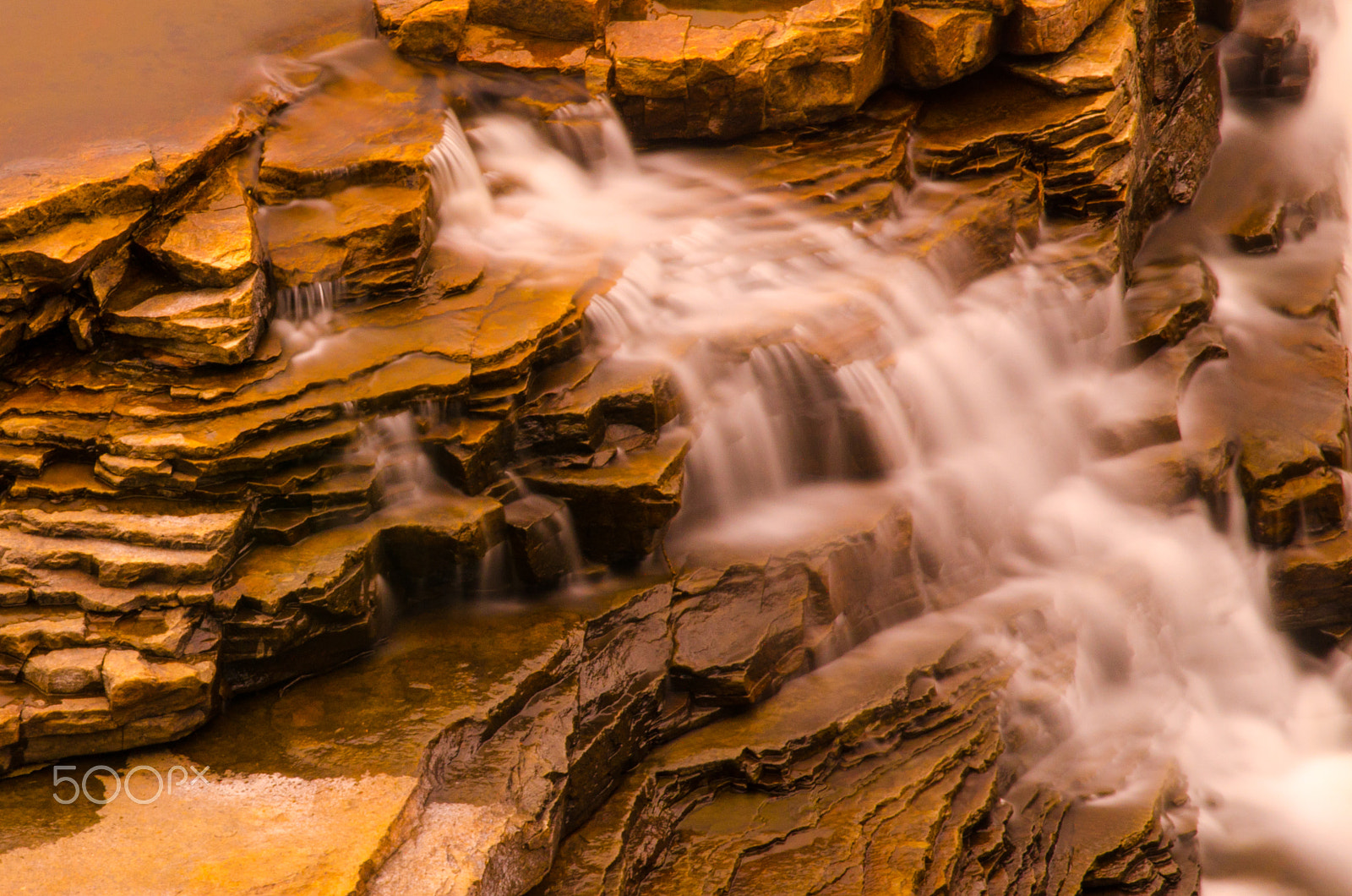 Nikon D7000 + Sigma 17-70mm F2.8-4 DC Macro OS HSM | C sample photo. Down the steps photography