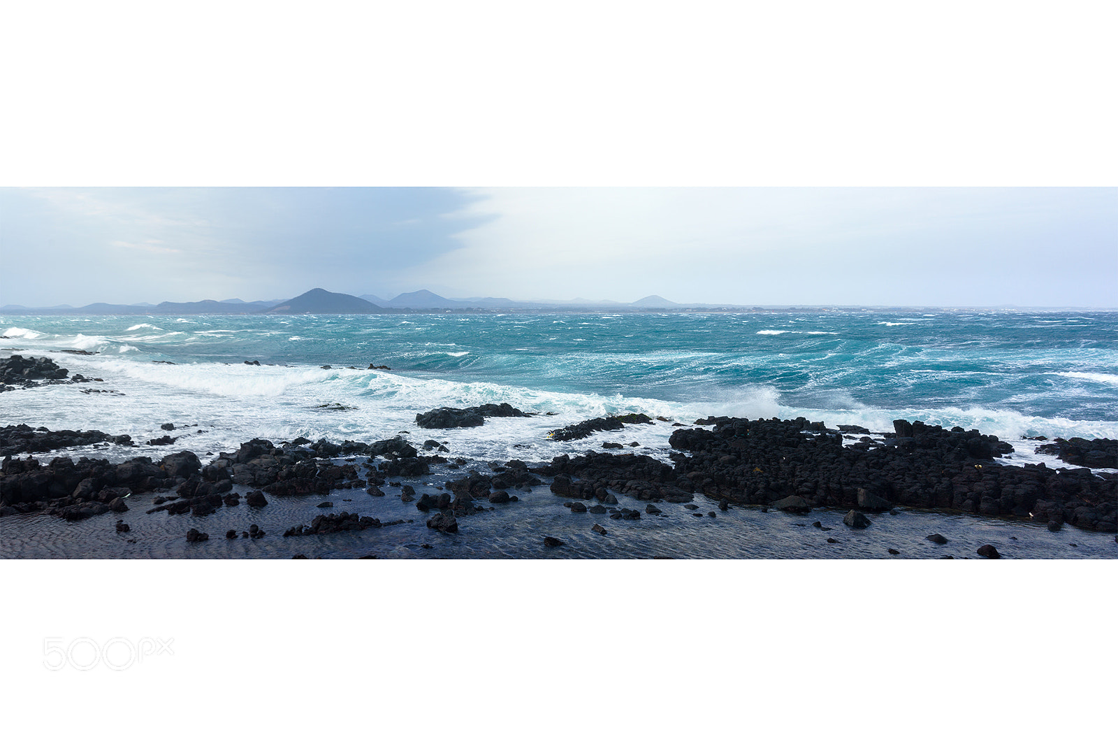 Sony a7R + Sony Sonnar T* FE 35mm F2.8 ZA sample photo. Sea photography
