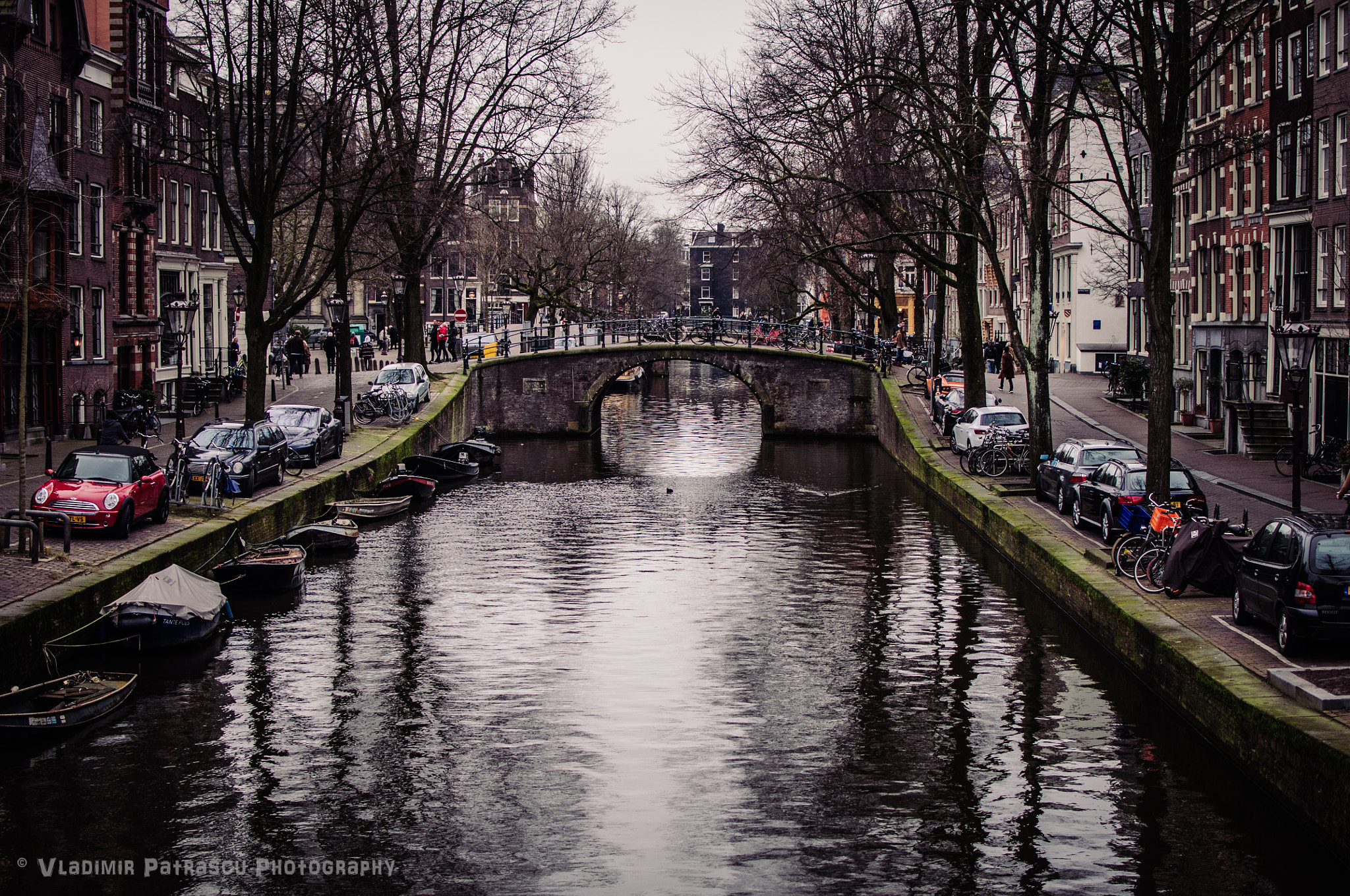 Nikon D300 + Nikon AF-S DX Nikkor 35mm F1.8G sample photo. Canal bridge in amsterdam photography