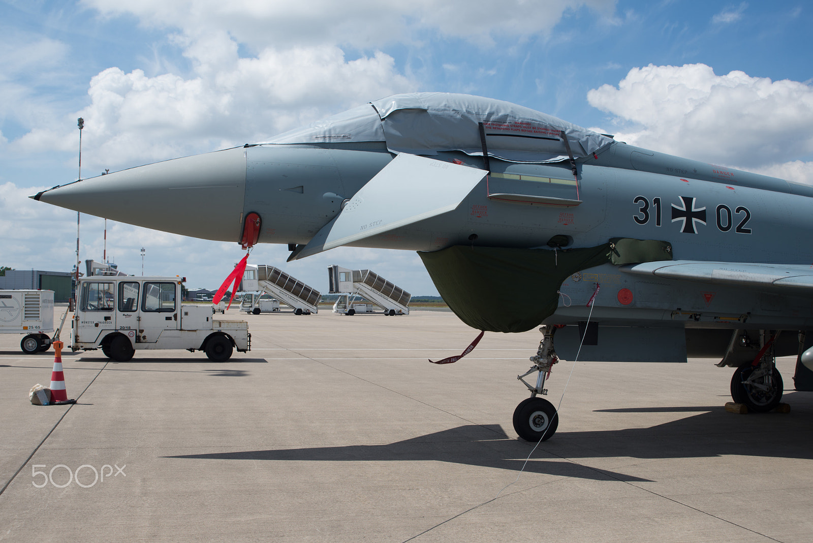 AF Zoom-Nikkor 35-80mm f/4-5.6D N sample photo. Cockpitnase eines eurofighters photography