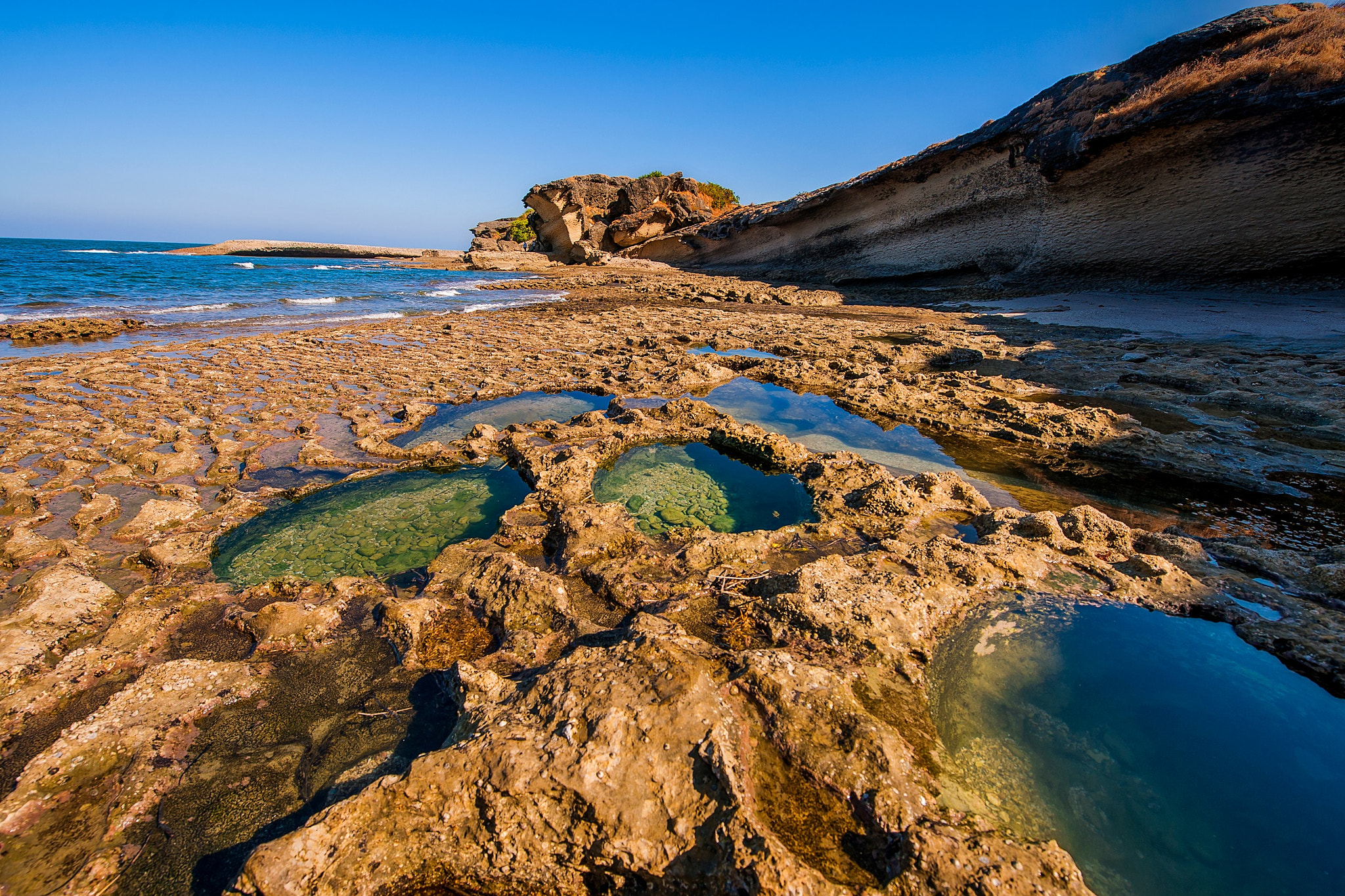 Nikon AF-S Nikkor 14-24mm F2.8G ED sample photo. Gaw yin gyi island photography