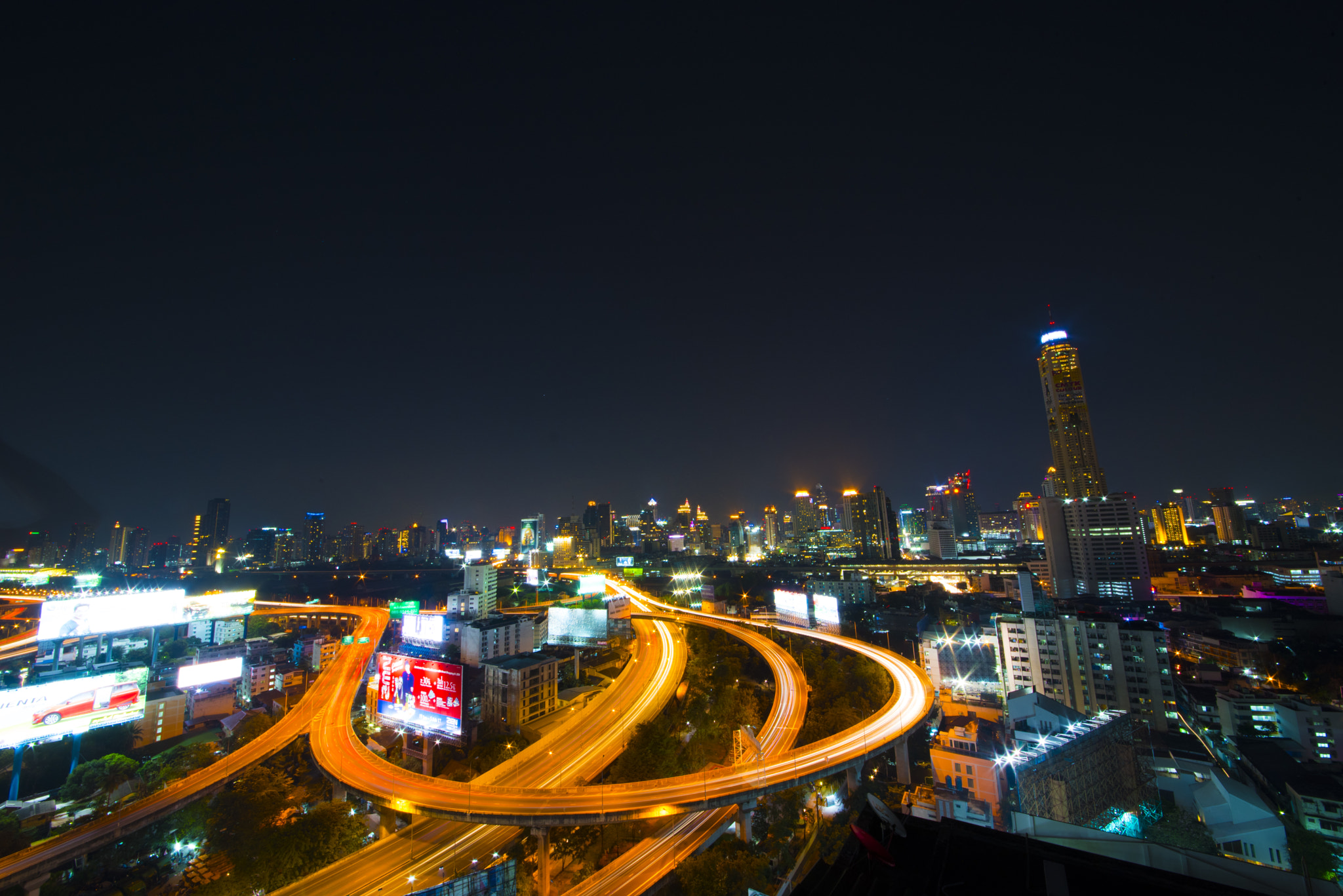 Nikon D750 + Sigma 12-24mm F4.5-5.6 II DG HSM sample photo. Lights of bangkok photography