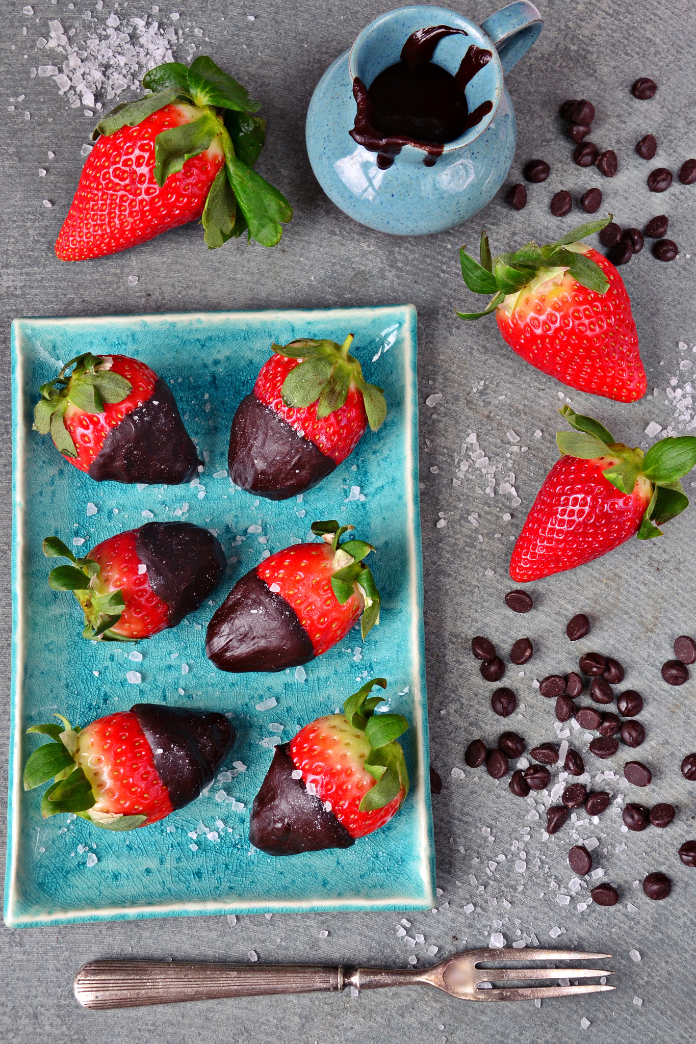 Sigma 18-200mm F3.5-6.3 II DC OS HSM sample photo. Chocolate strawberries with touch of salt photography