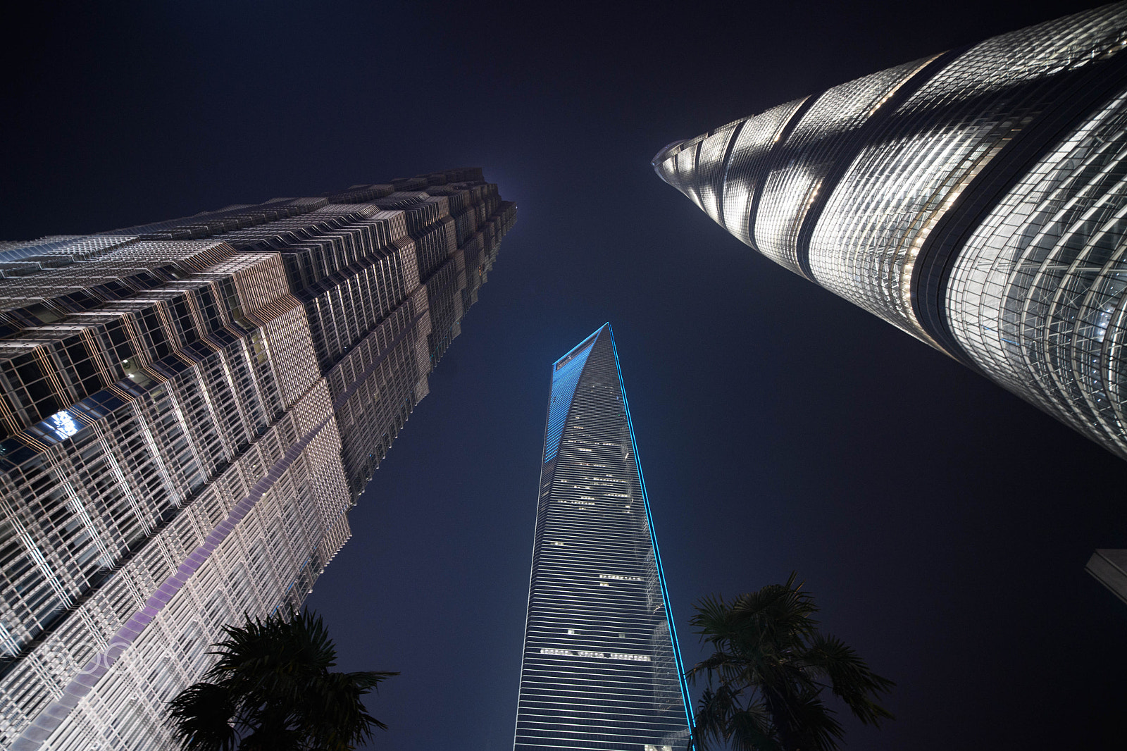 Nikon D5 + ZEISS Distagon T* 15mm F2.8 sample photo. Pudong shanghai photography