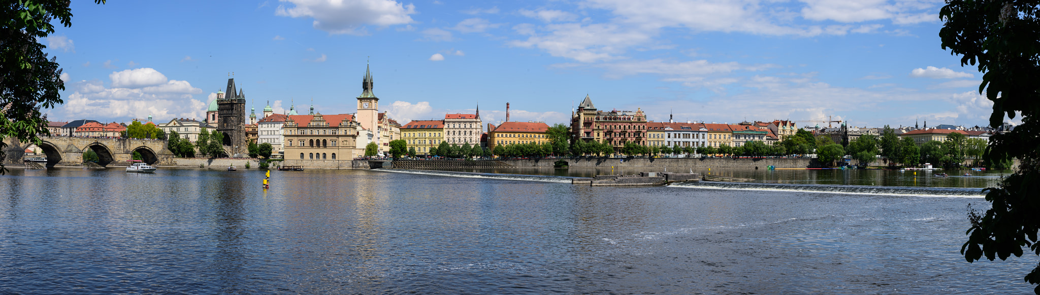 Sigma 18-250mm F3.5-6.3 DC Macro OS HSM sample photo. Karlsbrücke in prag 02 photography