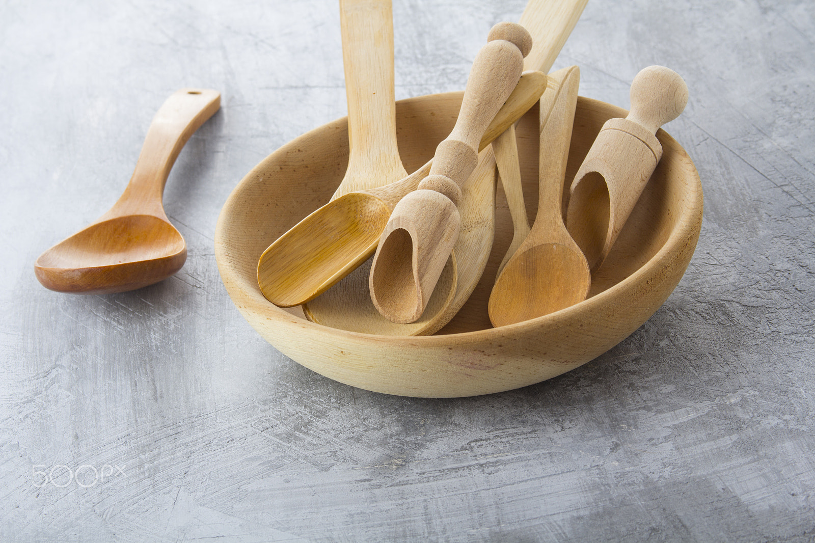 Canon EF 28-135mm F3.5-5.6 IS USM sample photo. Plate wooden spoons kitchen table rustic background photography