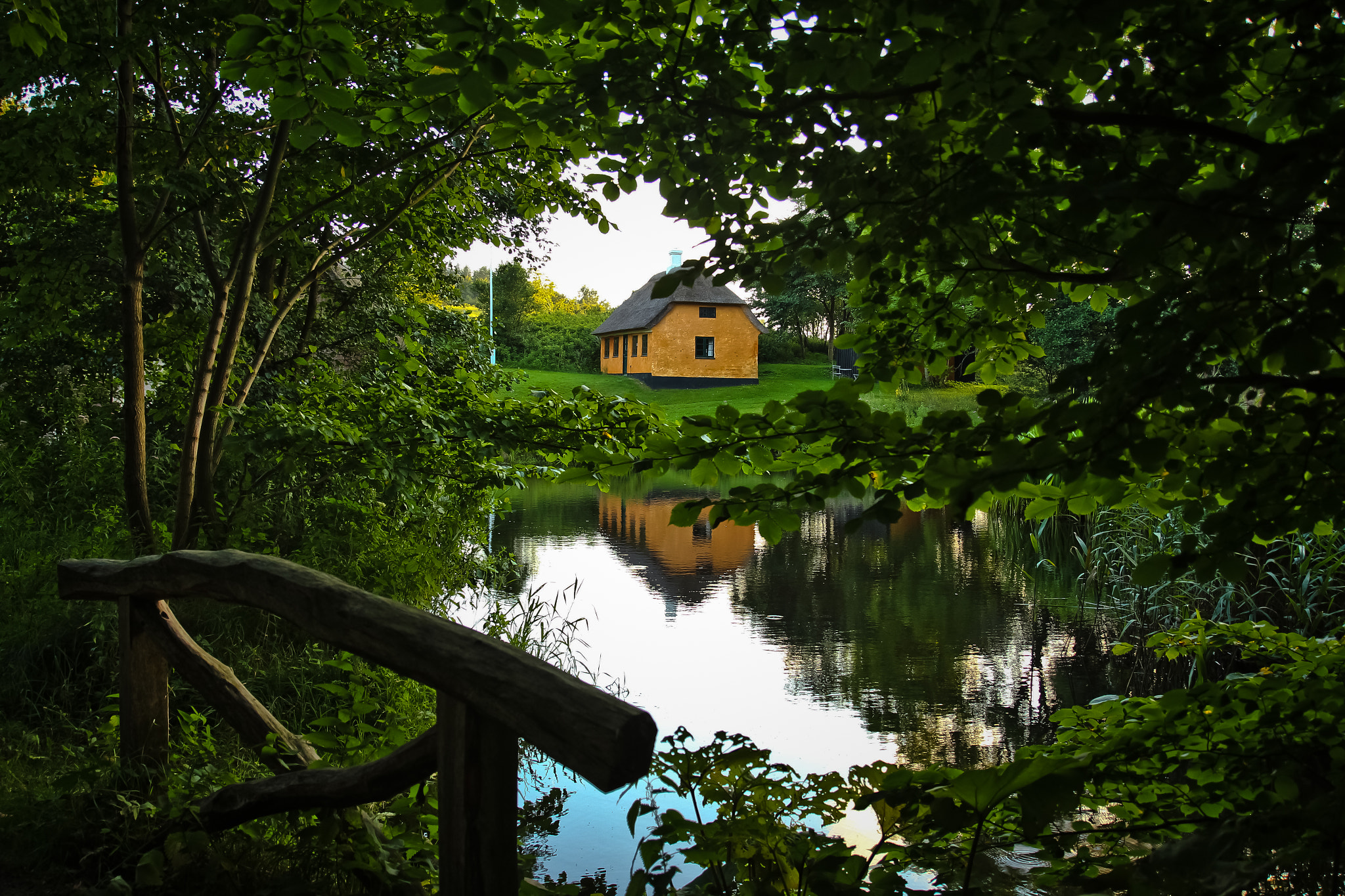 Canon EF-S 17-55mm F2.8 IS USM sample photo. Old mill museum. park ebeltoft photography