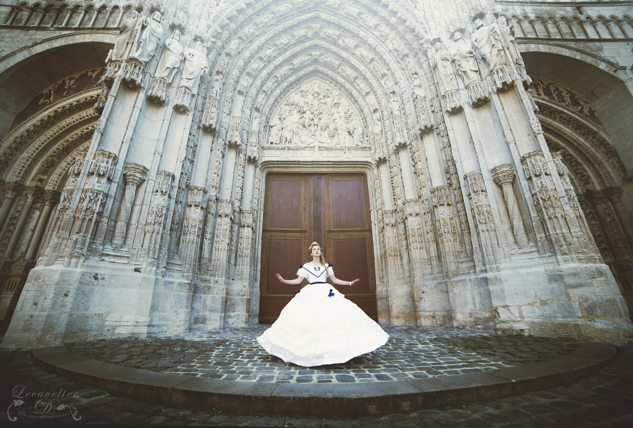 Samyang 14mm F2.8 ED AS IF UMC sample photo. Somptueuses architectures photography