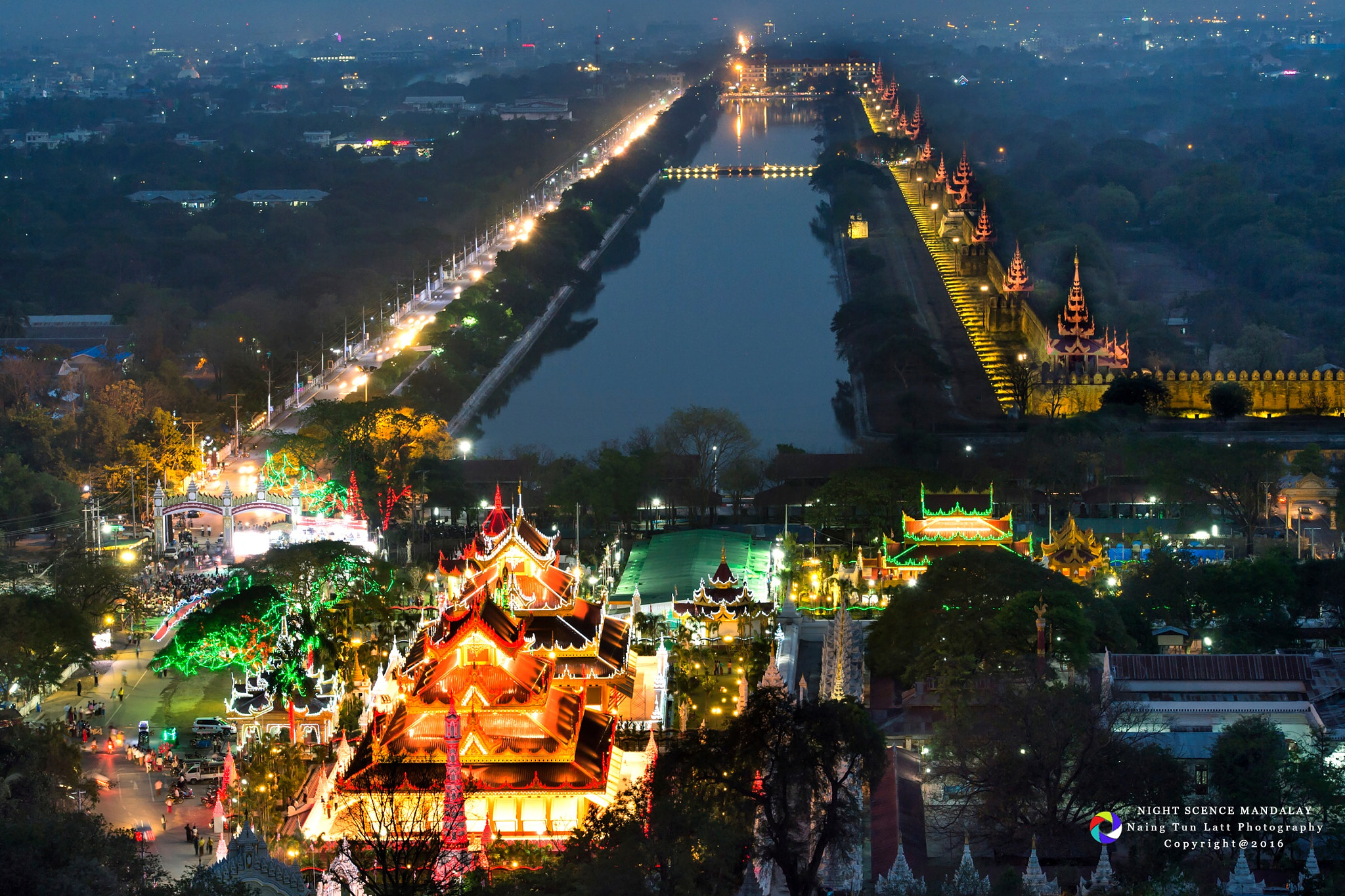 Nikon AF-S Nikkor 70-200mm F2.8G ED VR II sample photo. Mandalay night photography