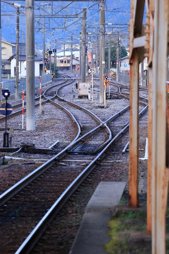 Tamron SP 35mm F1.8 Di VC USD sample photo. Train has come photography