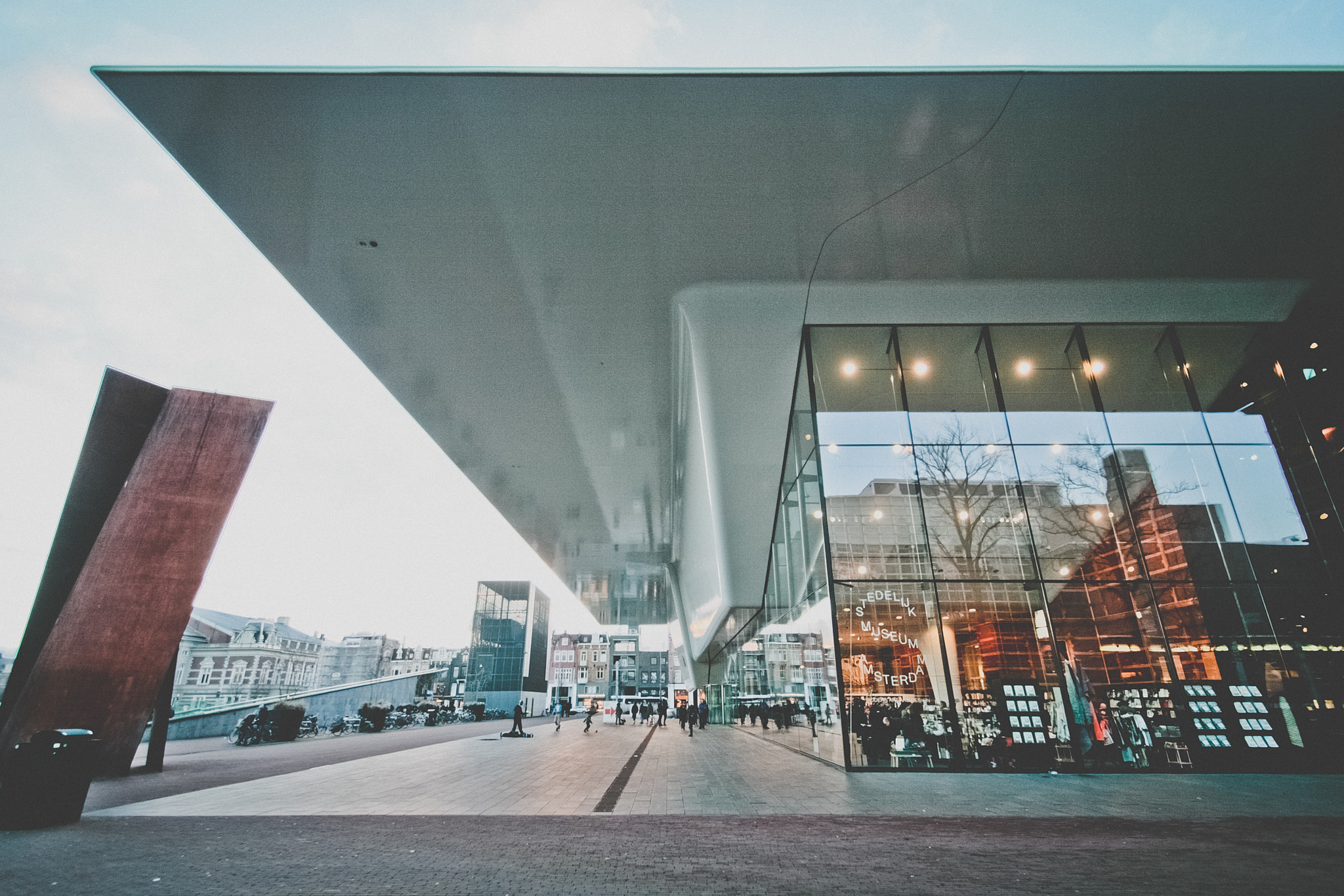 Sigma 10-20mm F3.5 EX DC HSM sample photo. Stedelijk museum amsterdam photography