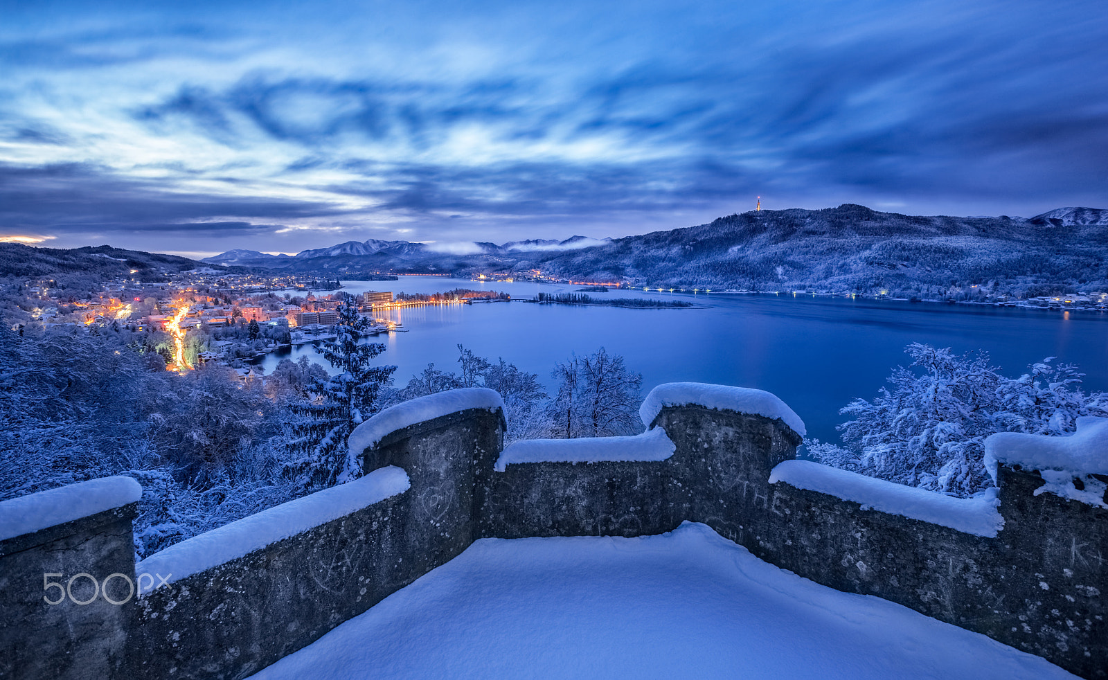 Nikon D750 + Nikon AF-S Nikkor 17-35mm F2.8D ED-IF sample photo. Winter morning- lake wörthersee (austria) photography