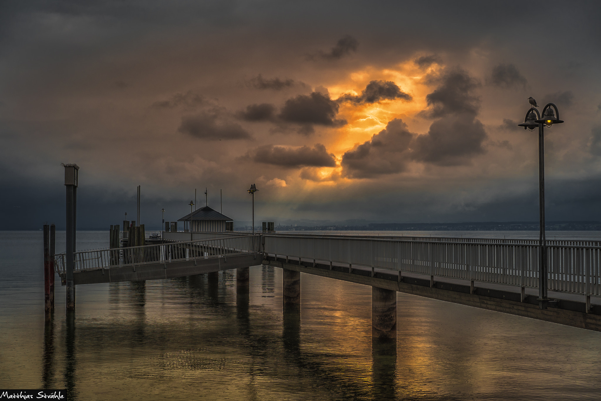 Sony a7S + Sony Sonnar T* FE 55mm F1.8 ZA sample photo. Pier photography