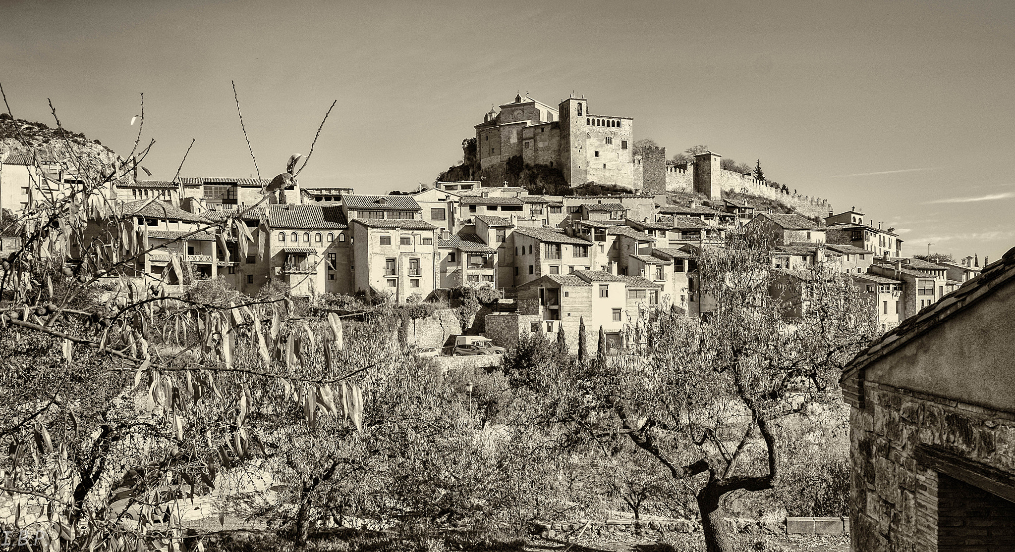Fujifilm X-E2S + Fujifilm XF 18-55mm F2.8-4 R LM OIS sample photo. Alquezar photography
