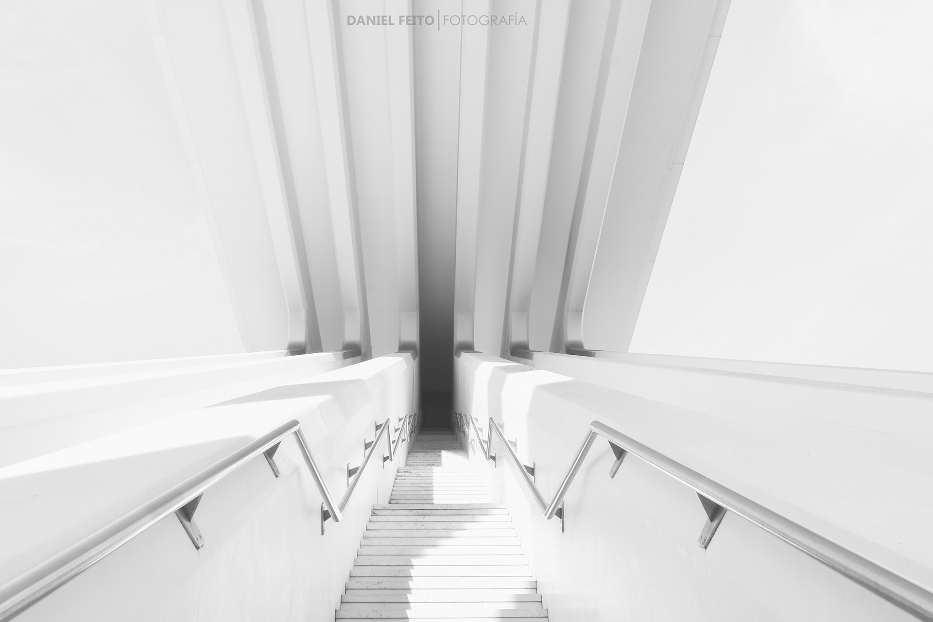 Nikon D500 + Sigma 24-70mm F2.8 EX DG HSM sample photo. Calatrava stairs photography