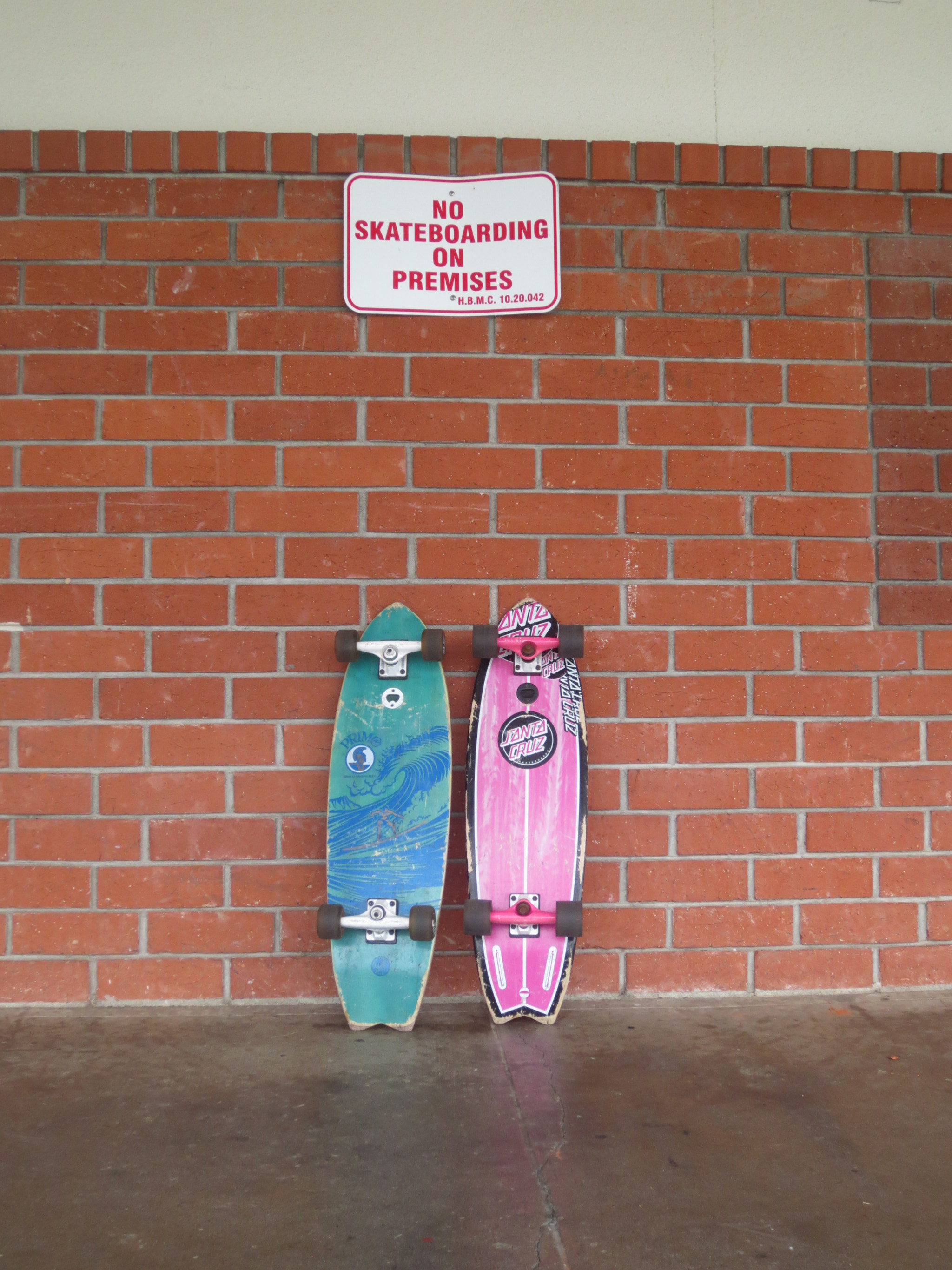 Canon PowerShot ELPH 110HS (PowerShot IXUS 125 HS) sample photo. Skateboards photography