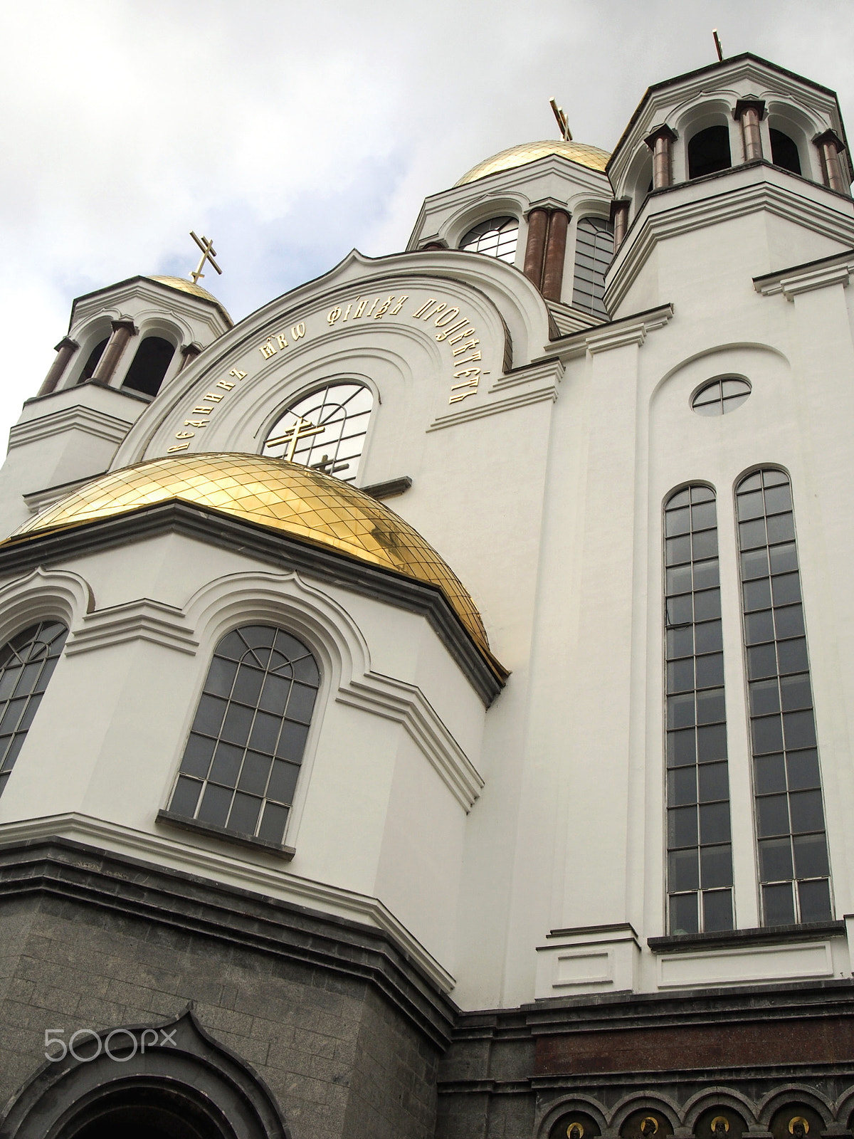 Olympus OM-D E-M5 sample photo. Church on the blood in yekaterinburg russia photography
