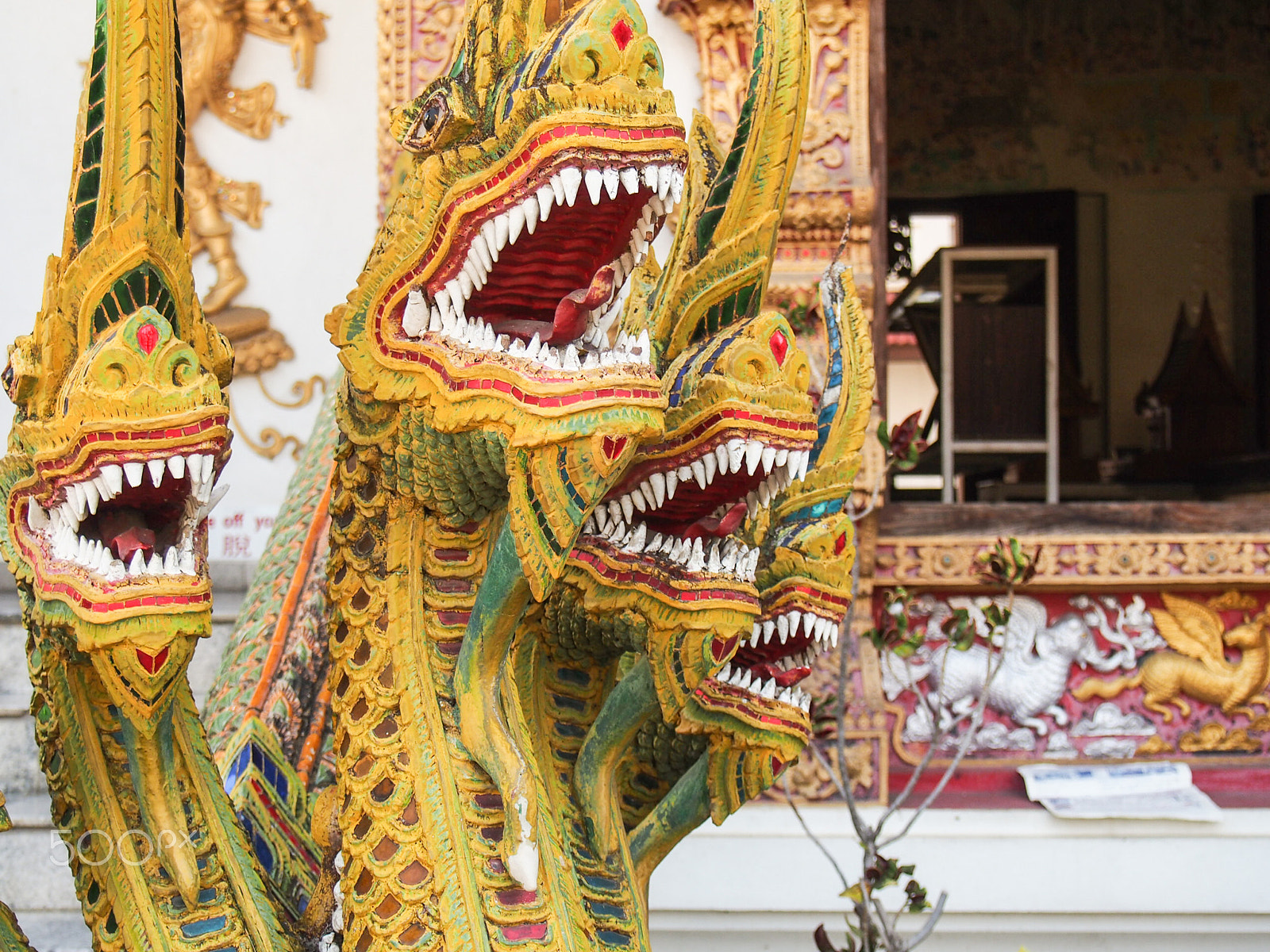 Olympus OM-D E-M5 sample photo. Dragon sculpture at a temple in chiang mai thailand photography