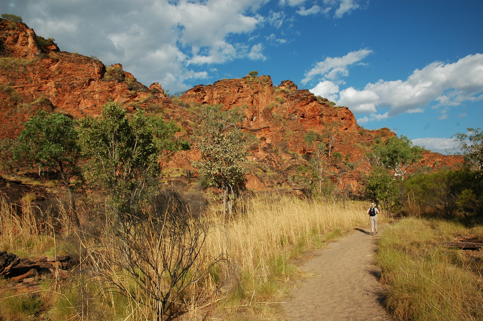 Nikon D70s sample photo. ... let's go hiking ... photography