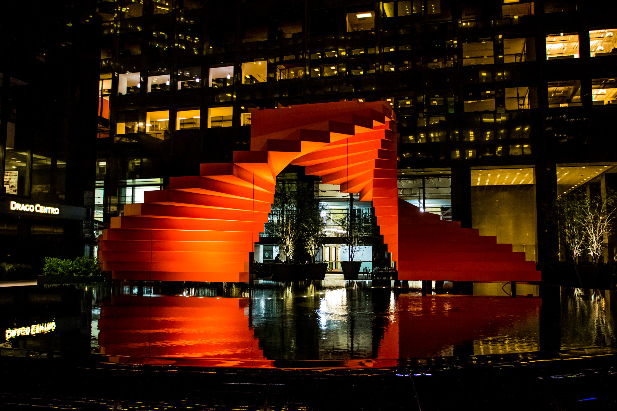 Canon EF 17-35mm f/2.8L sample photo. Fast city photography