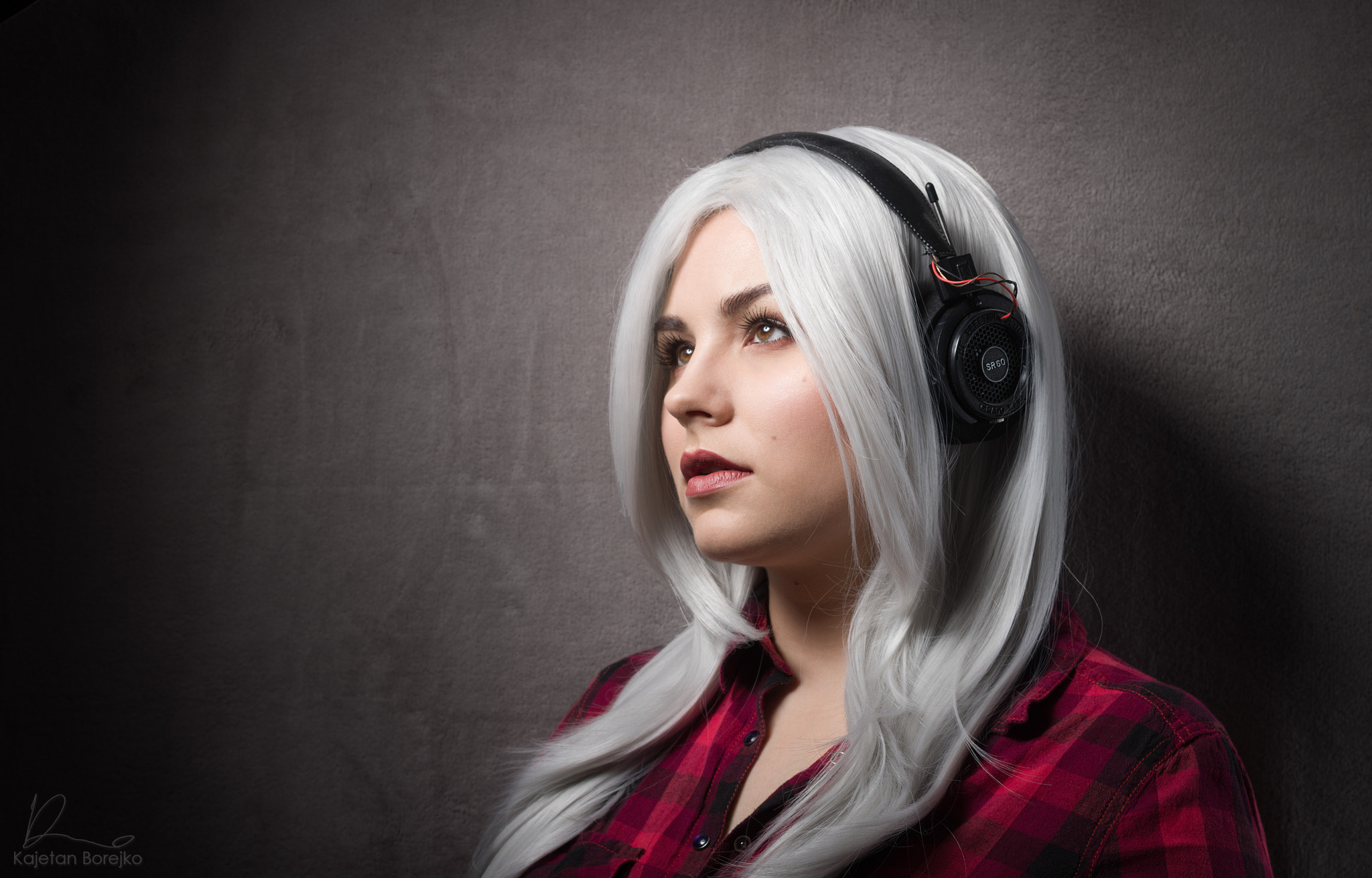 Pentax K-3 sample photo. White hair and headphones photography