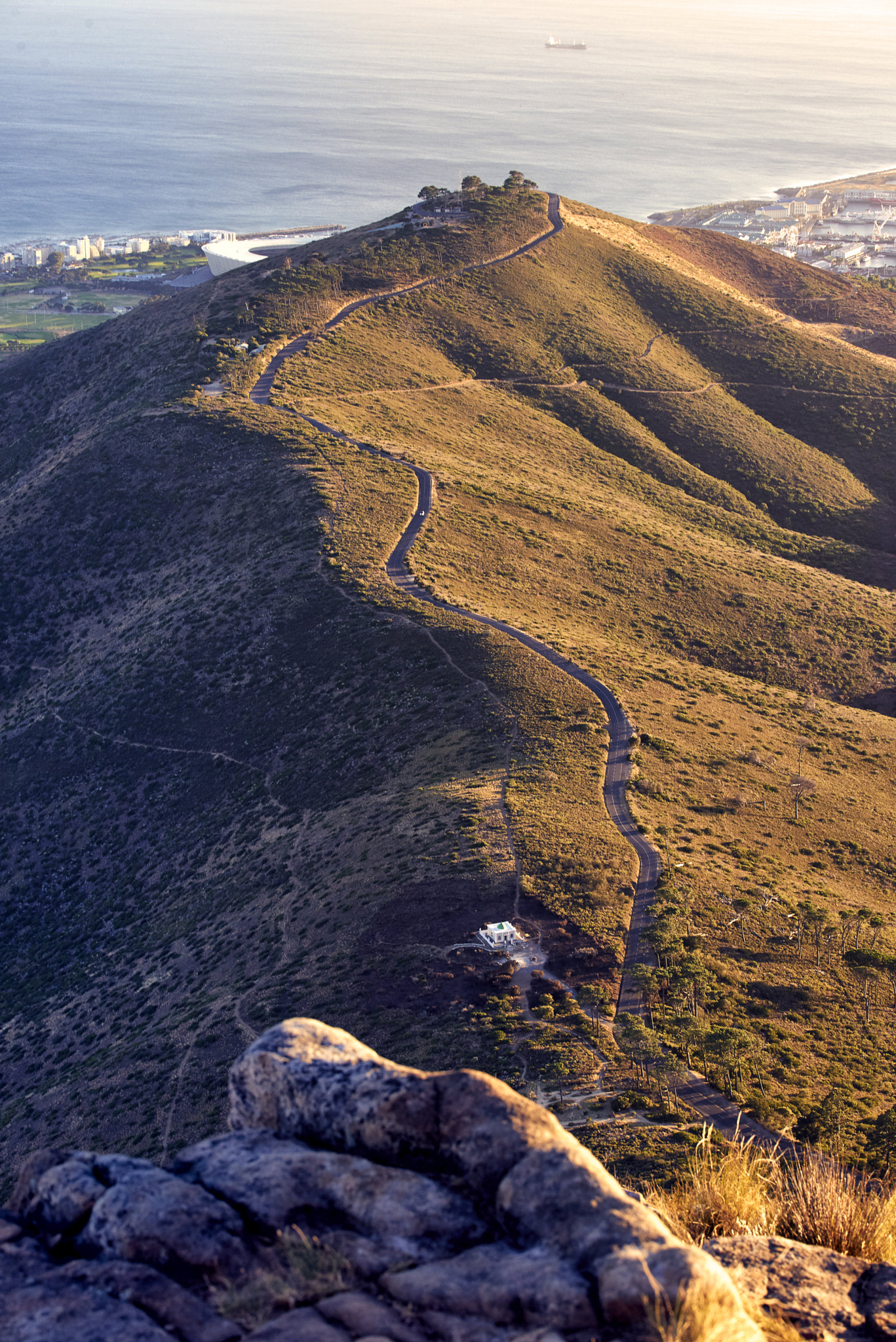 Tamron SP 70-200mm F2.8 Di VC USD sample photo. Sunrise contrast || signal hill, cape town, south photography