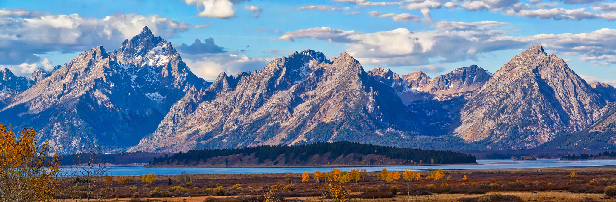 Sony E 18-200mm F3.5-6.3 OSS sample photo. Jackson lake morning photography