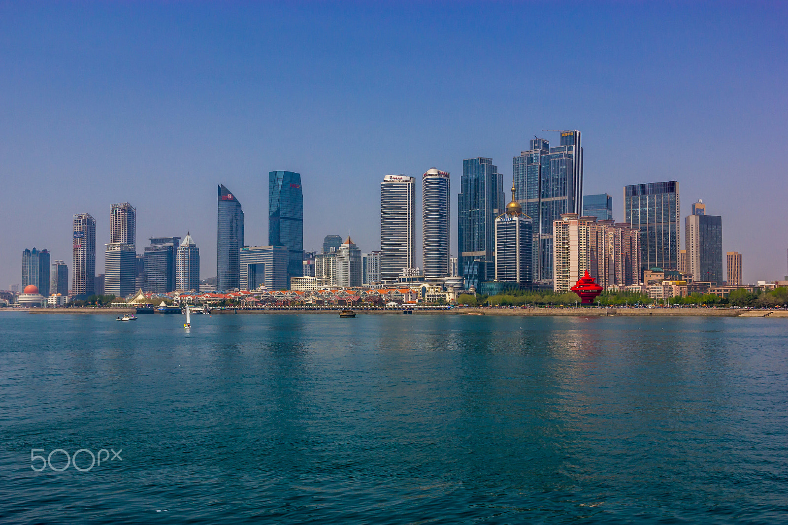 Canon EOS 550D (EOS Rebel T2i / EOS Kiss X4) sample photo. Skyline of qingdao photography