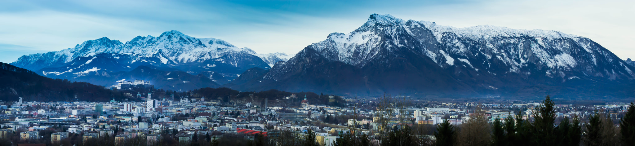 Canon EOS 600D (Rebel EOS T3i / EOS Kiss X5) + Canon EF 70-200mm F4L IS USM sample photo. Salzburg panorama photography