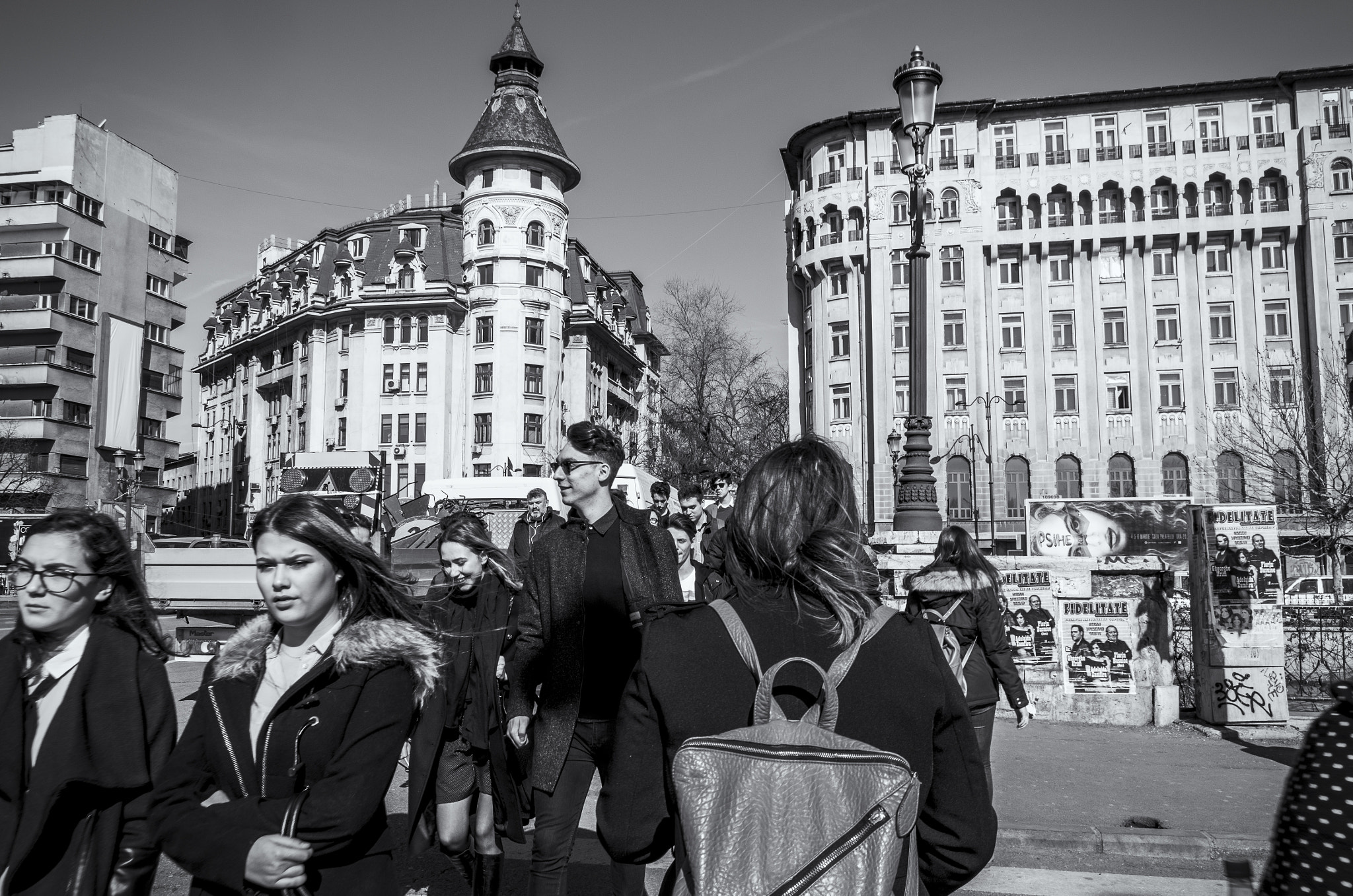 Pentax smc DA 17-70mm F4.0 AL (IF) SDM sample photo. Bucarest, street. photography