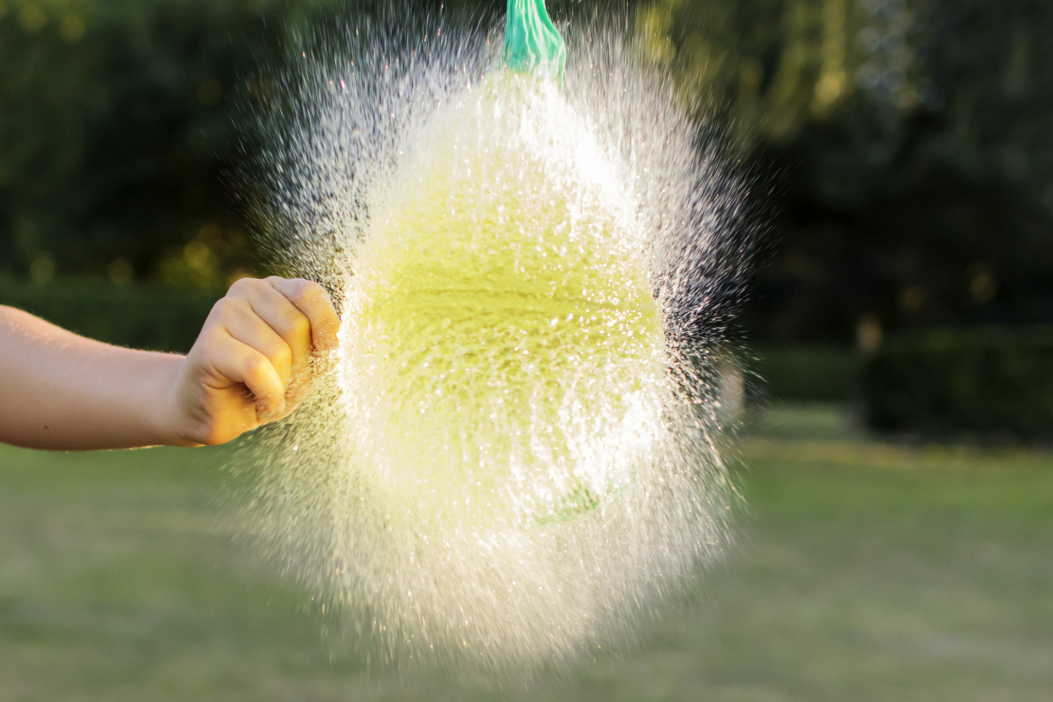 Canon EOS 60D + Sigma 30mm F1.4 EX DC HSM sample photo. Water bursting balloon photography