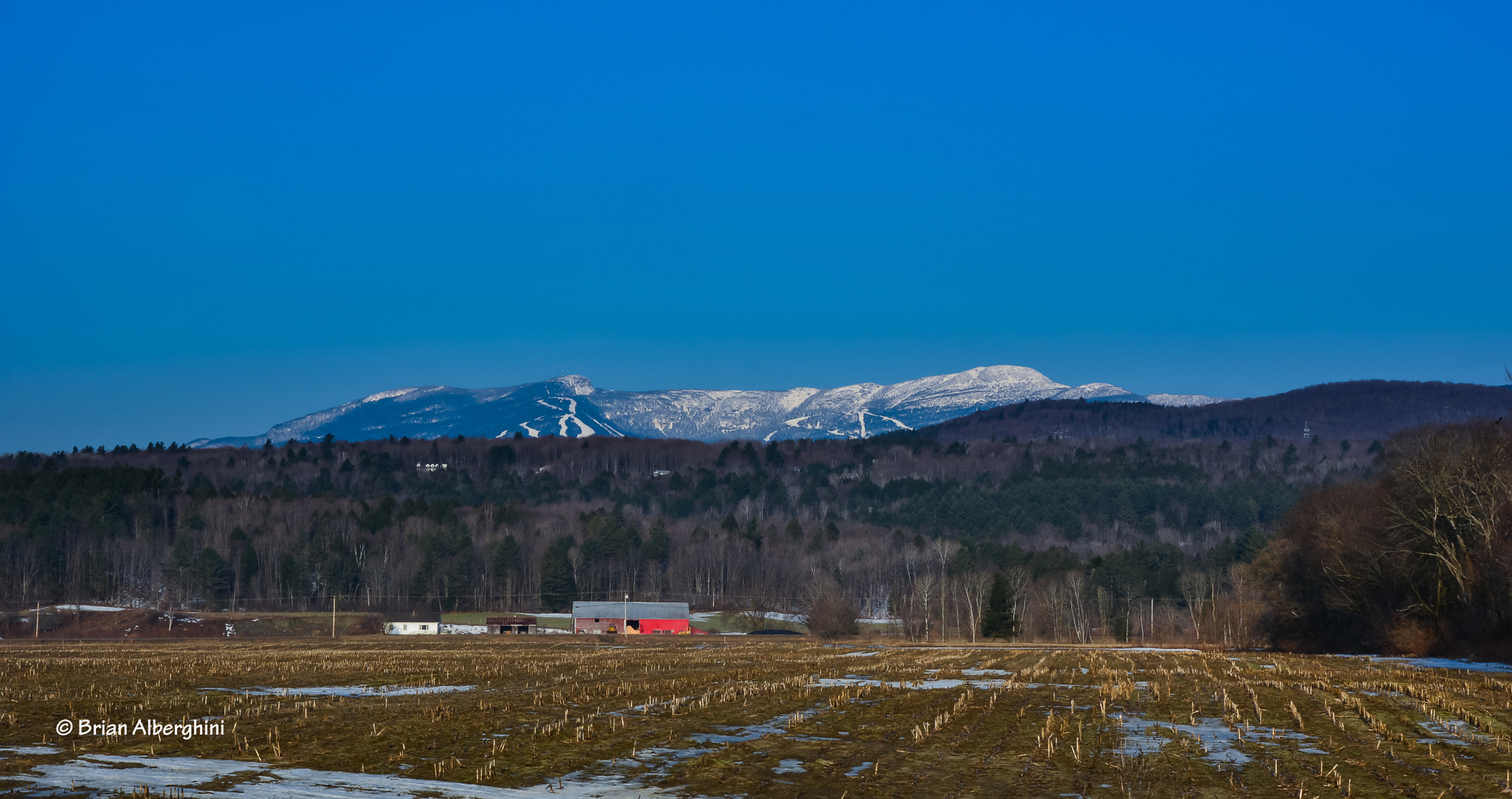 Nikon D7100 + Sigma 24-105mm F4 DG OS HSM Art sample photo. Farm, barn and mt. mansfield photography