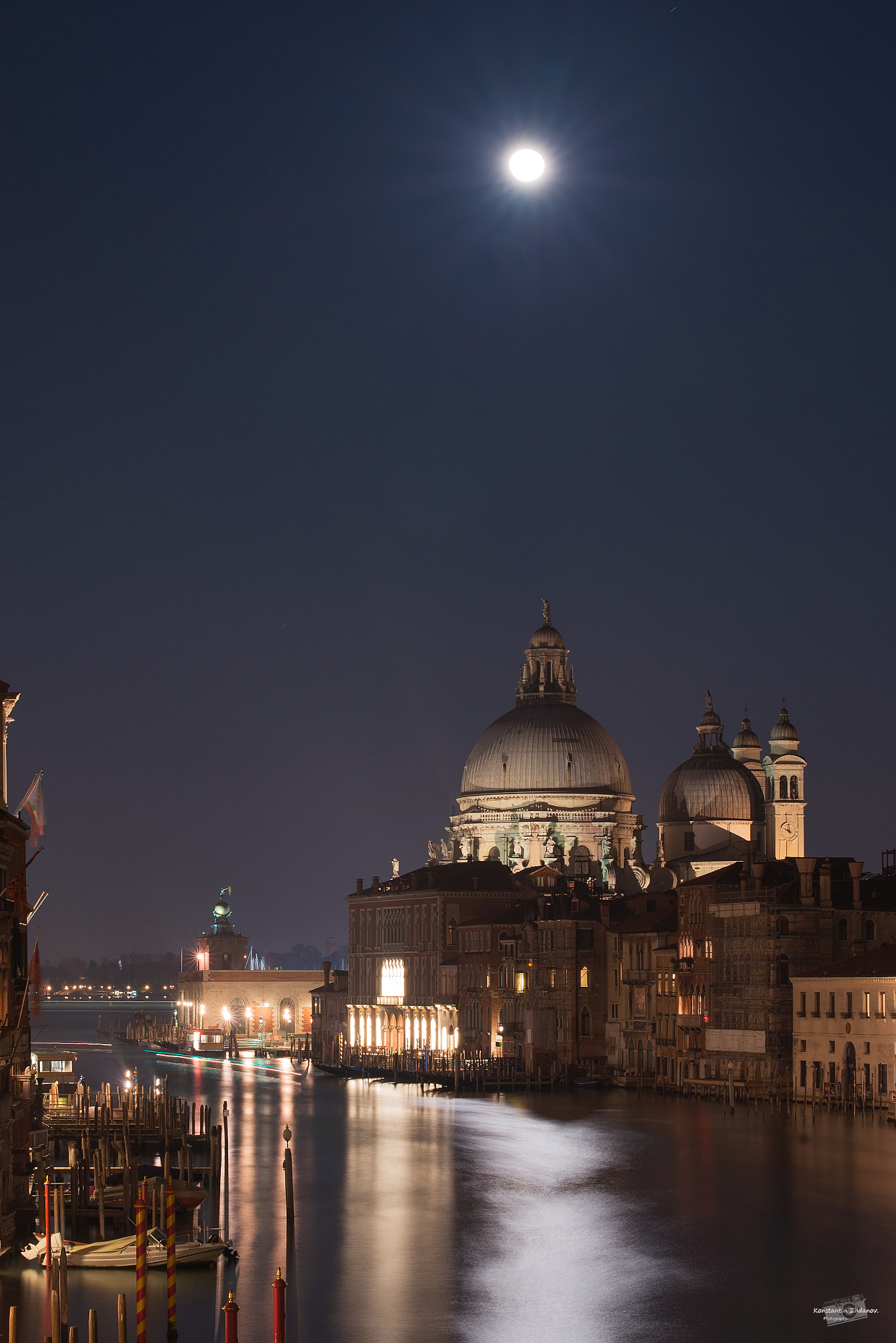 Sigma 70-200mm F2.8 EX DG Macro HSM II sample photo. Venezia photography