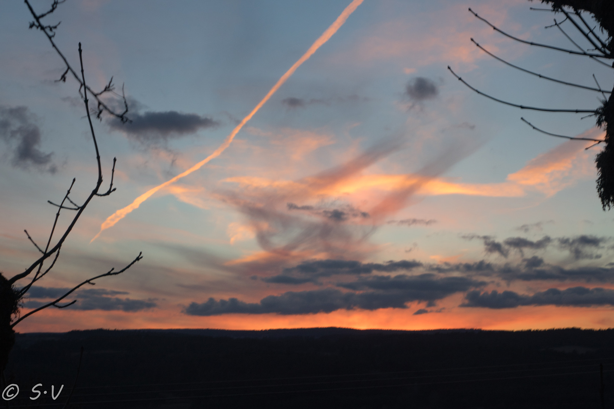 Sony Cyber-shot DSC-RX10 + 24-200mm F2.8 sample photo. Ciel en feu photography